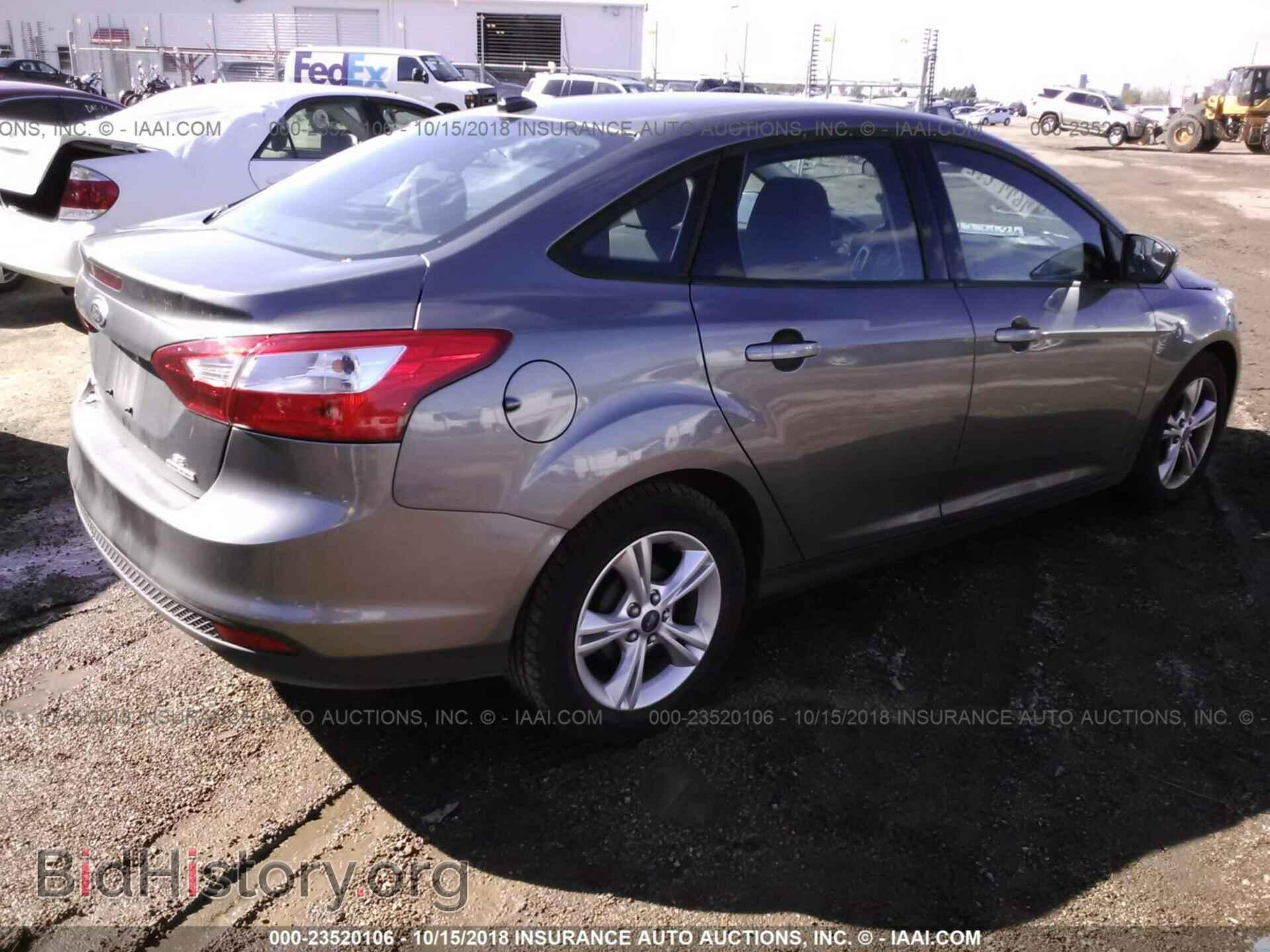 2013 Ford Focus - VIN: 1FADP3F22DL237462 - Photo 4