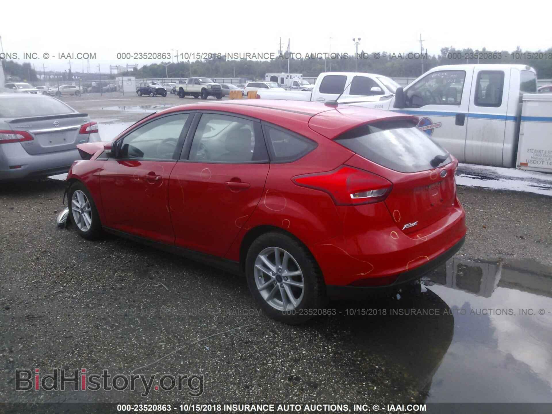 2016 Ford Focus - VIN: 1FADP3K25GL284964 - Photo 3