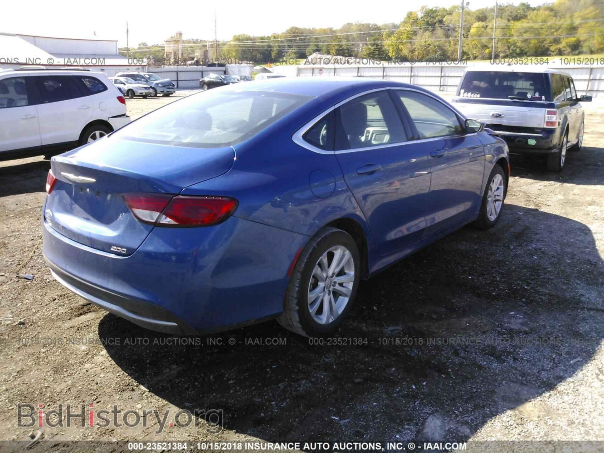 2015 Chrysler 200 - VIN: 1C3CCCAB3FN687142 - Photo 4