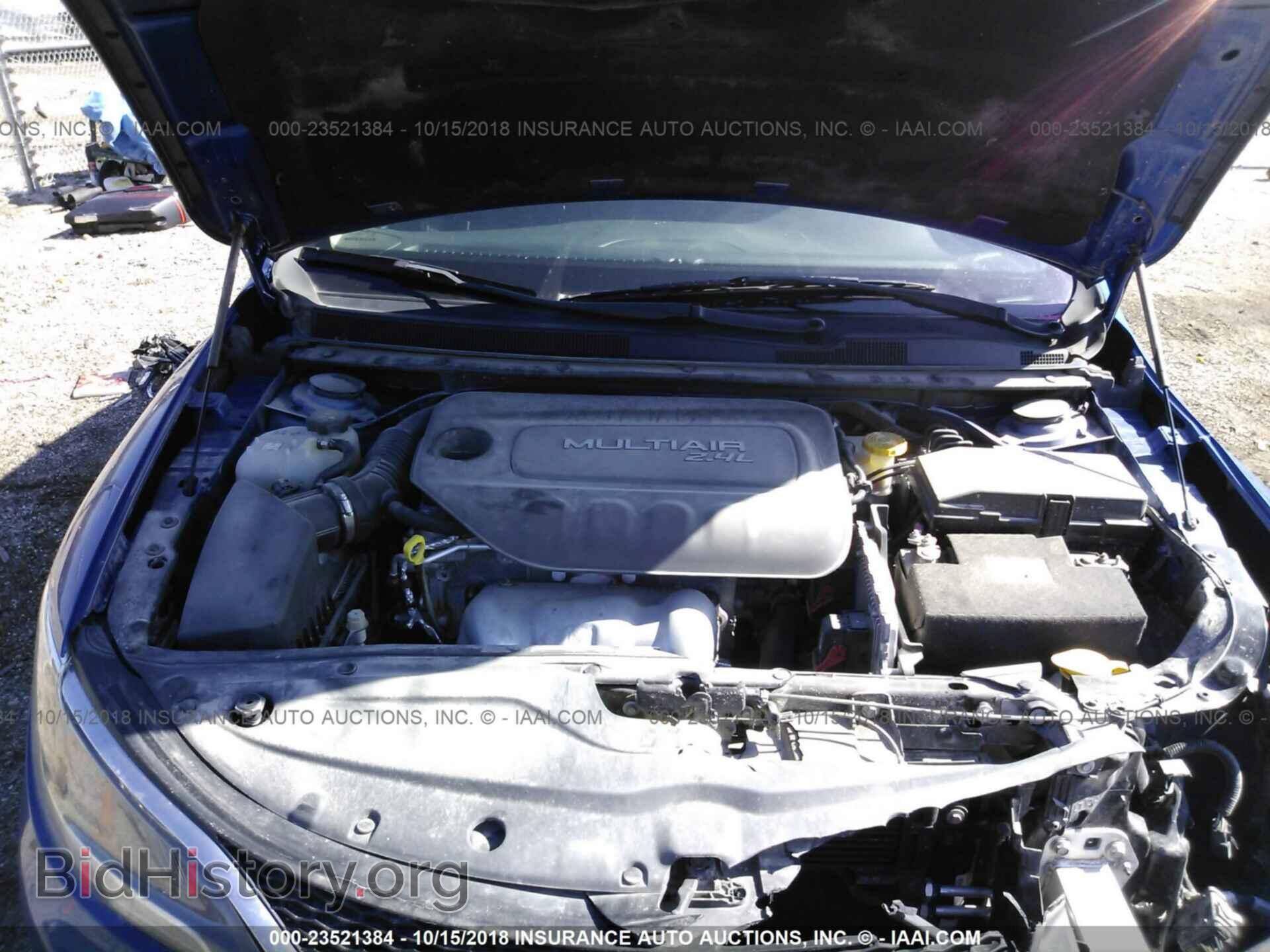2015 Chrysler 200 - VIN: 1C3CCCAB3FN687142 - Photo 10