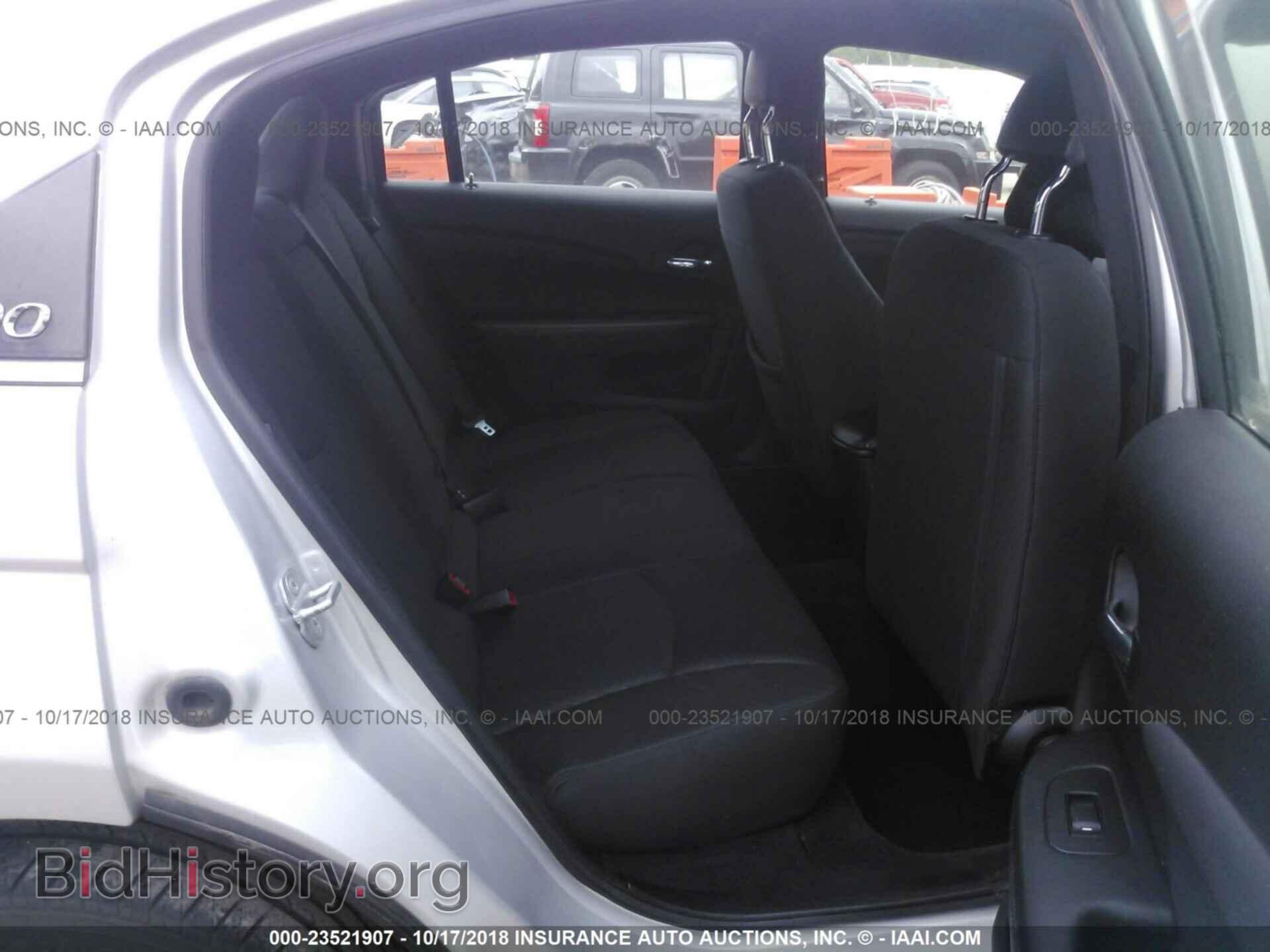 2011 Chrysler 200 - VIN: 1C3BC4FB1BN558028 - Фото 8