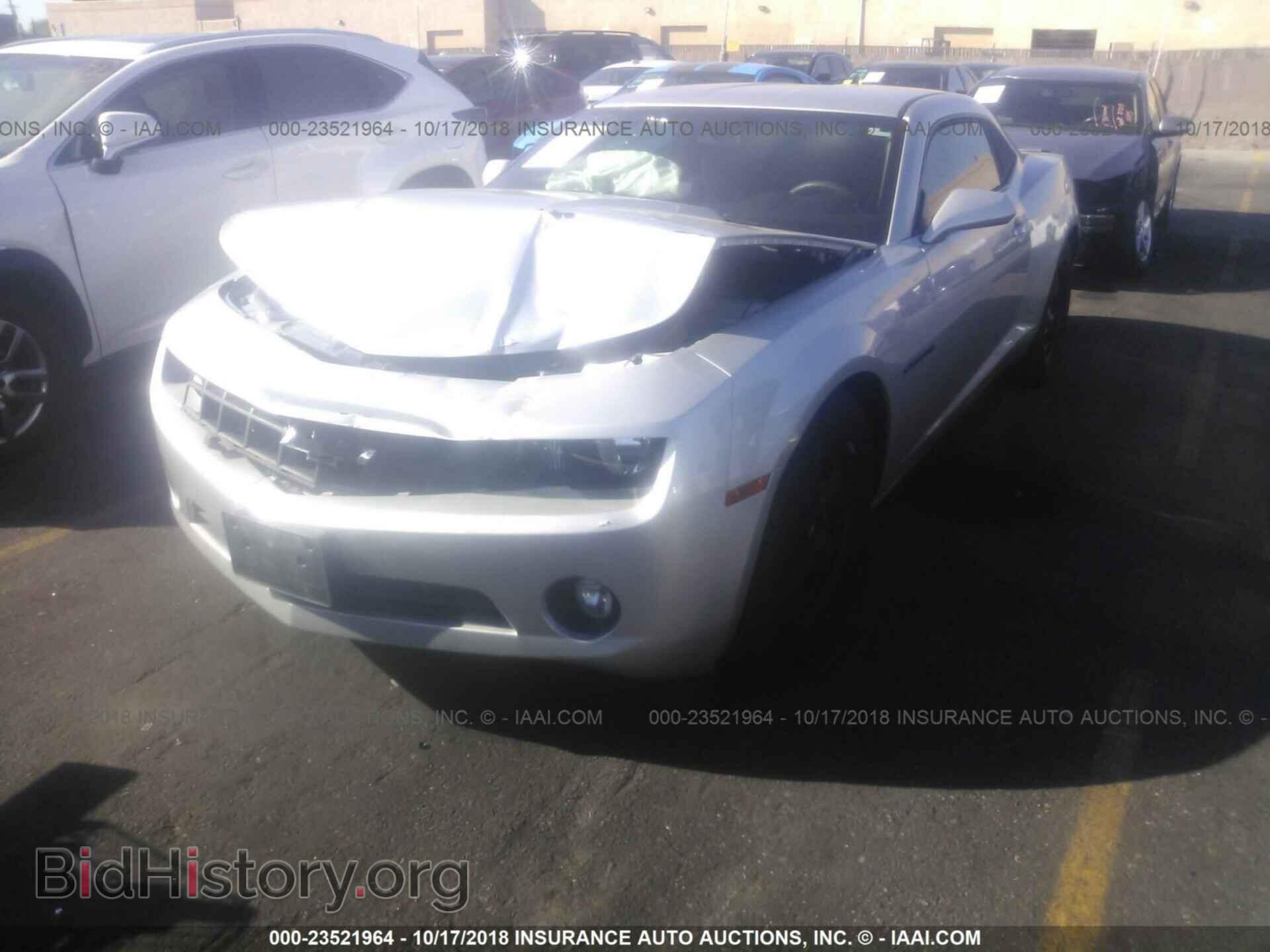 2013 Chevrolet Camaro - VIN: 2G1FA1E37D9132872 - Фото 2