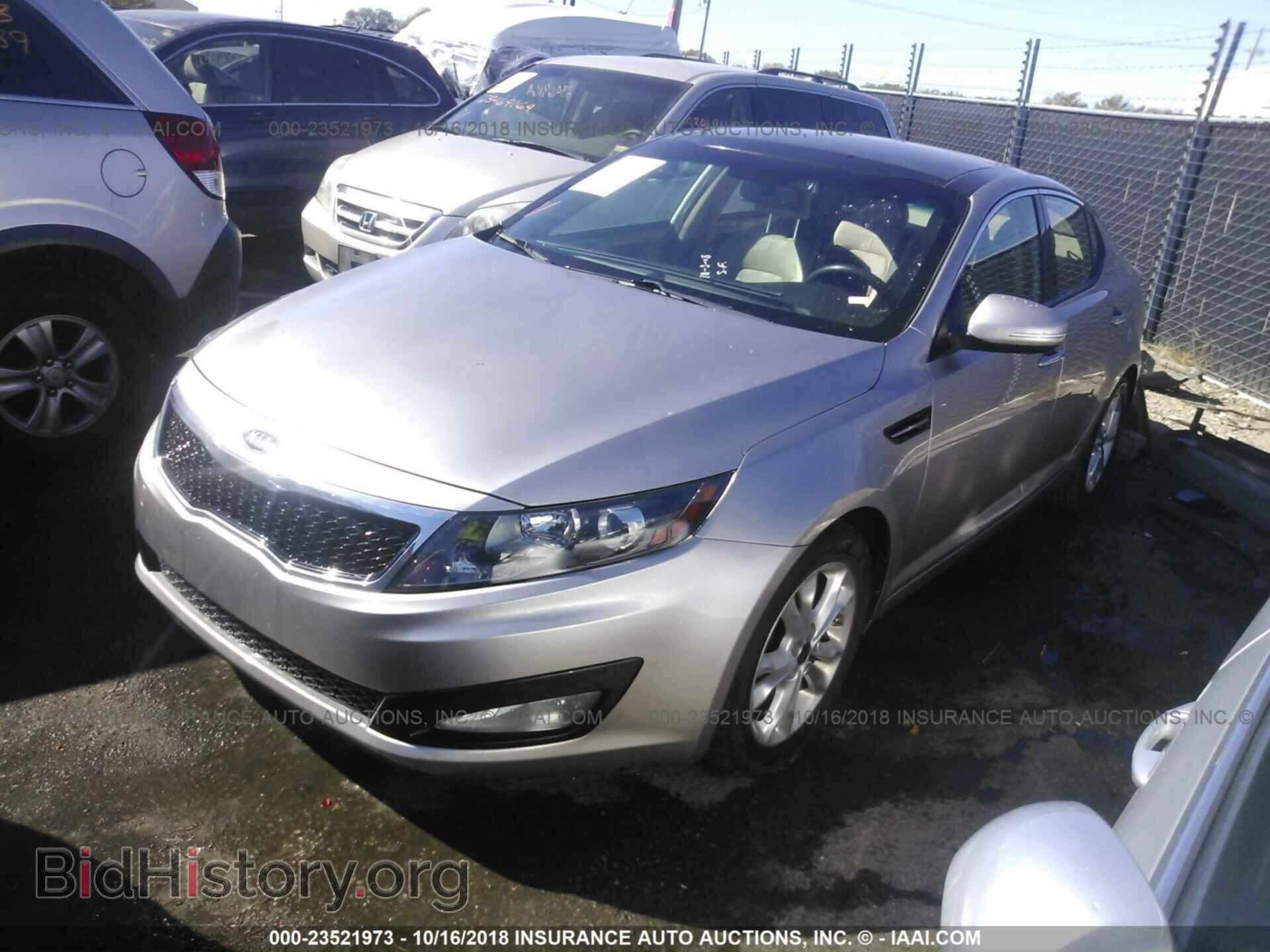 2011 Kia Optima - VIN: KNAGN4A72B5103183 - Фото 2