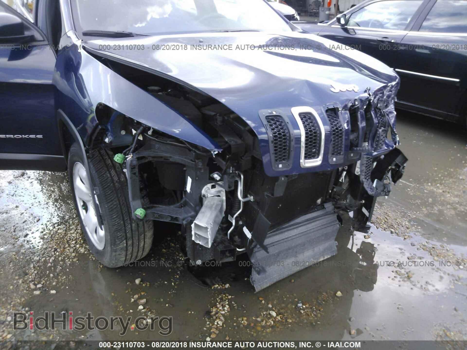 2011 Ford Econoline - VIN: 1FTNE1EW0BDA61483 - Фото 6