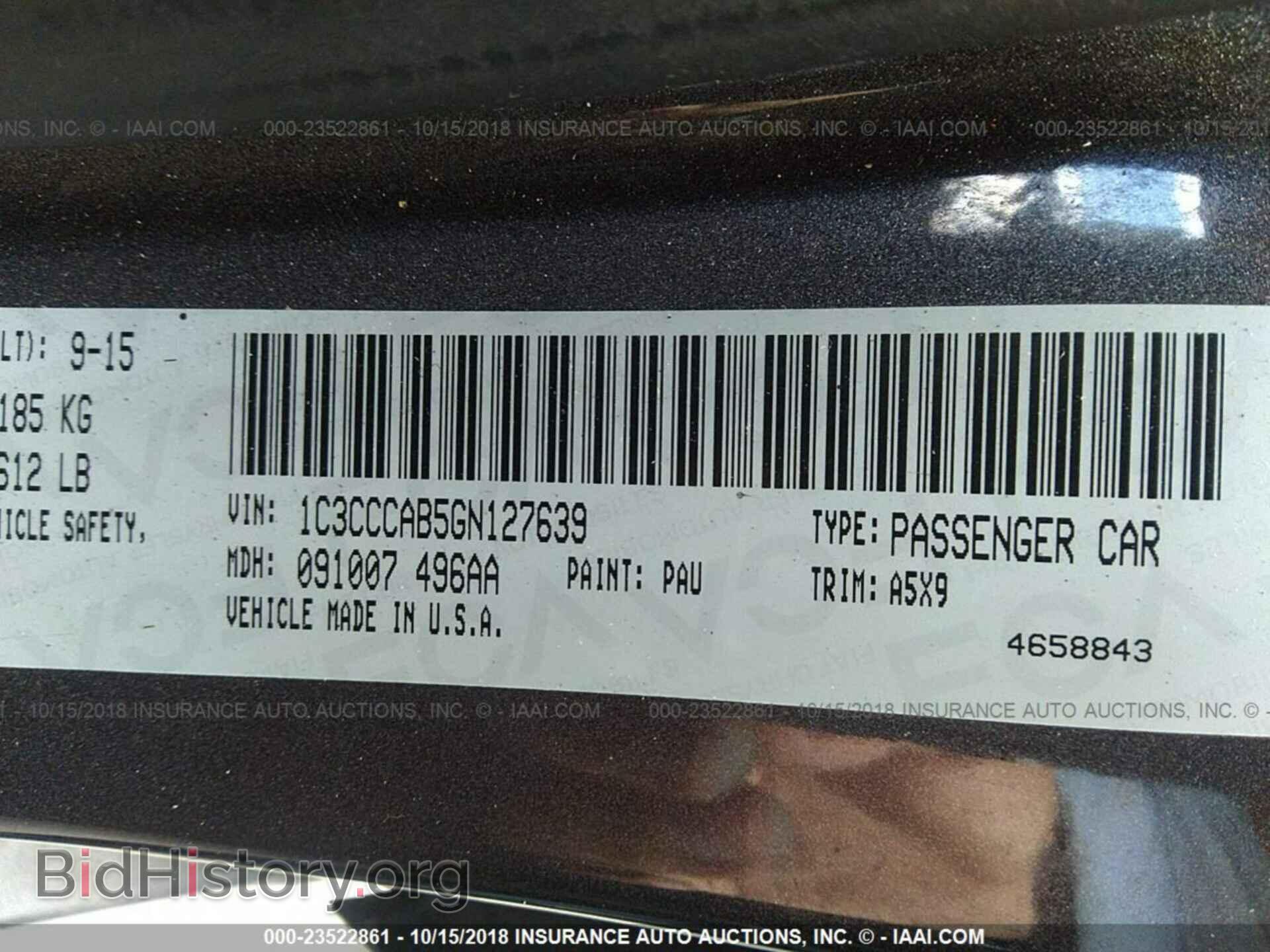 2016 Chrysler 200 - VIN: 1C3CCCAB5GN127639 - Photo 9