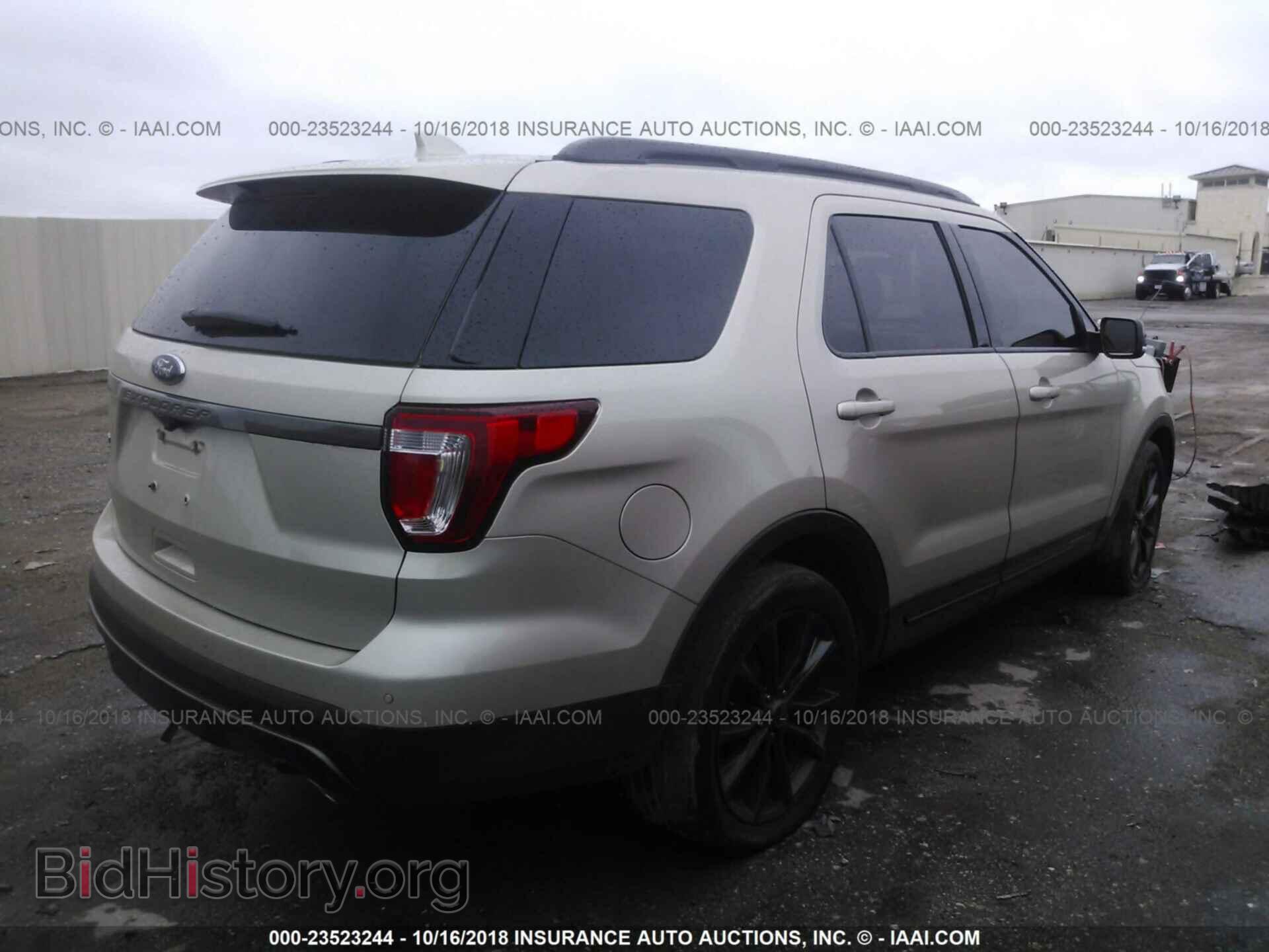 2017 Ford Explorer - VIN: 1FM5K7D80HGA01902 - Фото 4