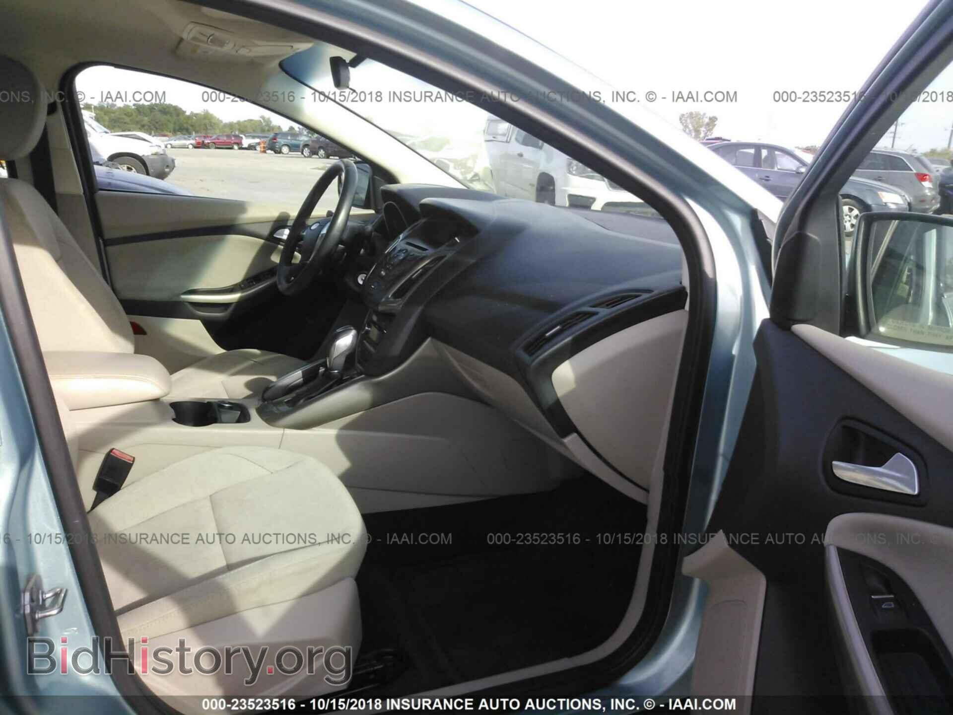 2012 Ford Focus - VIN: 1FAHP3H29CL397576 - Photo 5