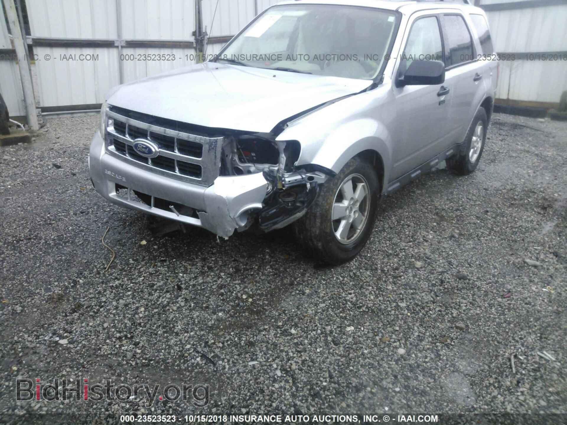 2011 Ford Escape - VIN: 1FMCU0DG1BKA66181 - Photo 6