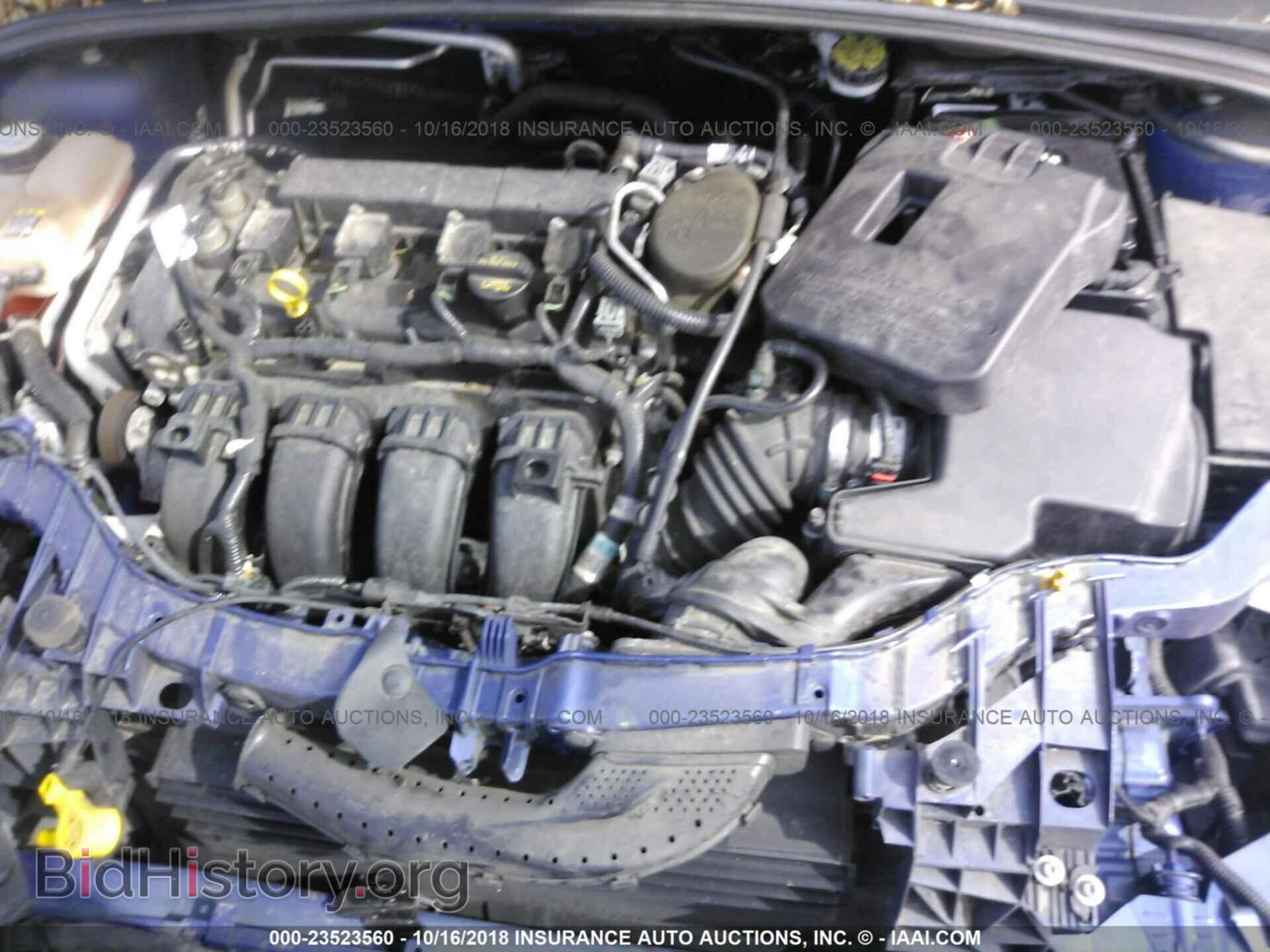 2012 Ford Focus - VIN: 1FAHP3H26CL205532 - Photo 10
