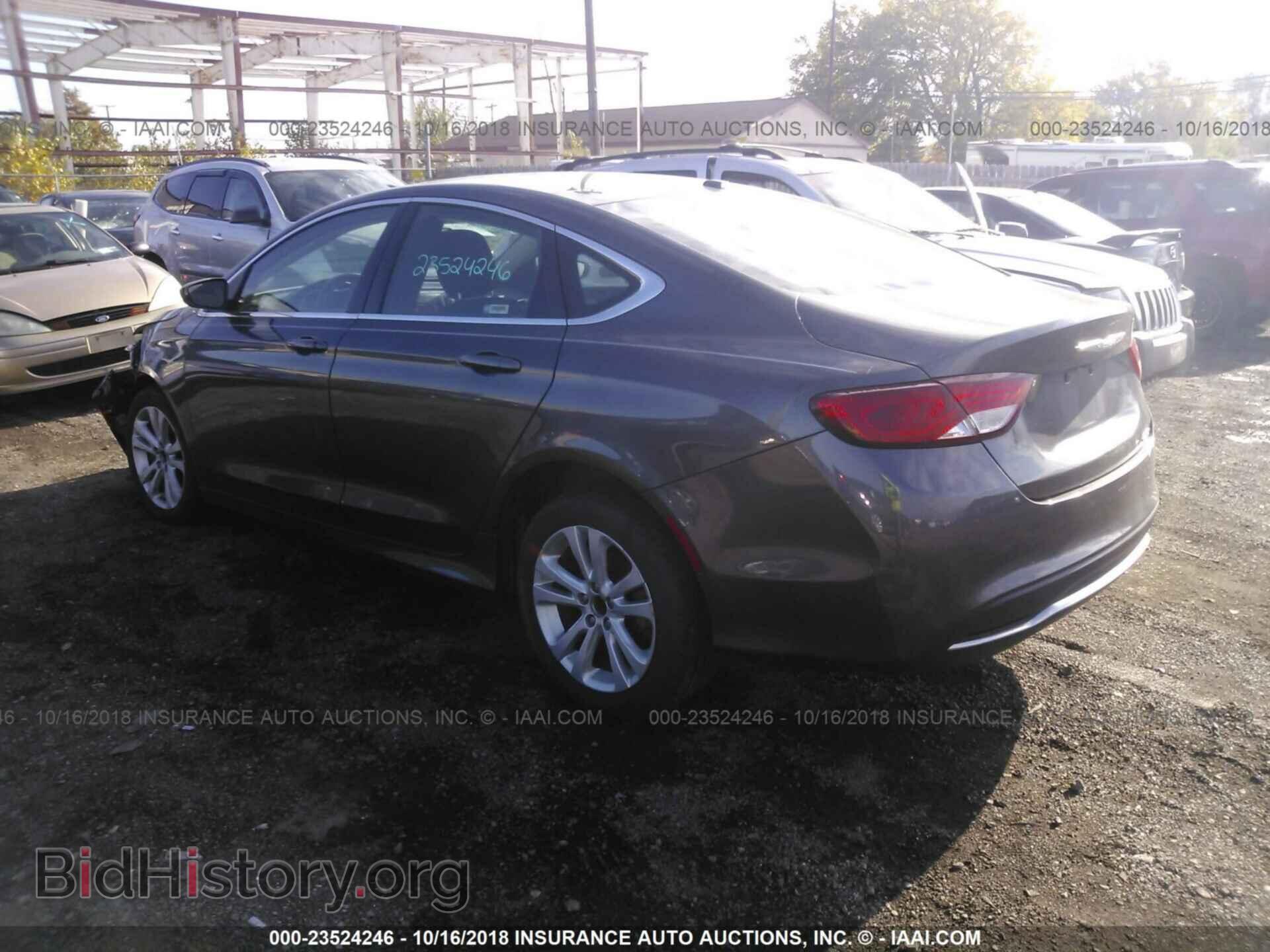 2015 Chrysler 200 - VIN: 1C3CCCAB3FN586876 - Фото 3