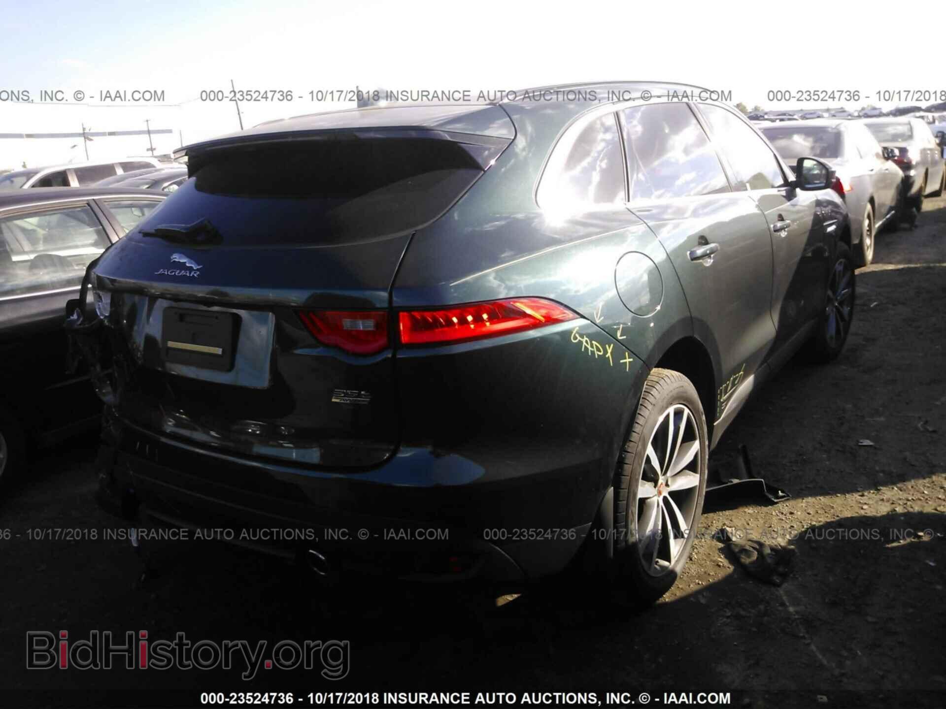 2017 Jaguar F-pace - VIN: SADCK2BVXHA083149 - Фото 4