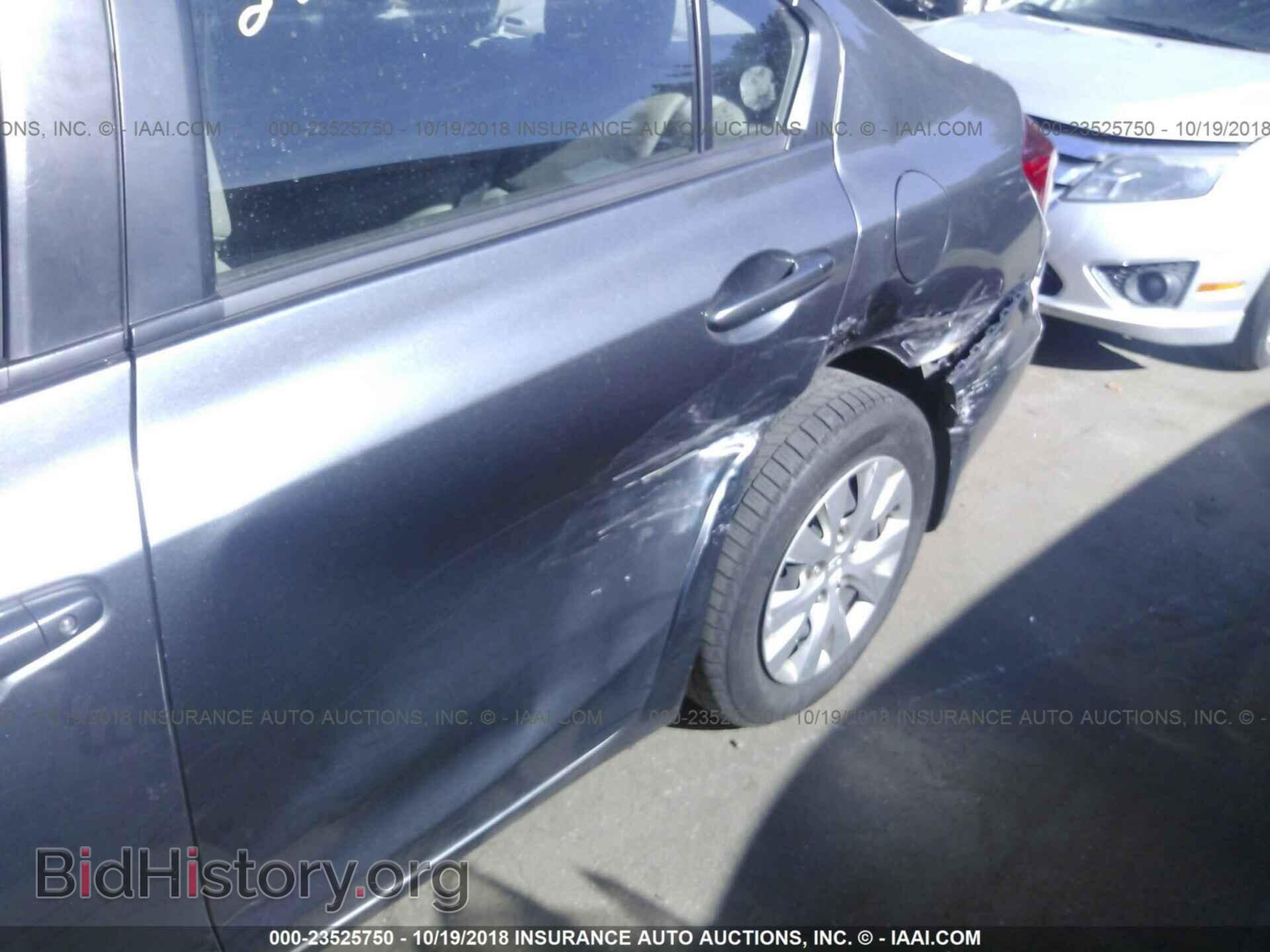 2012 Honda Civic - VIN: 19XFB2F57CE337005 - Photo 6