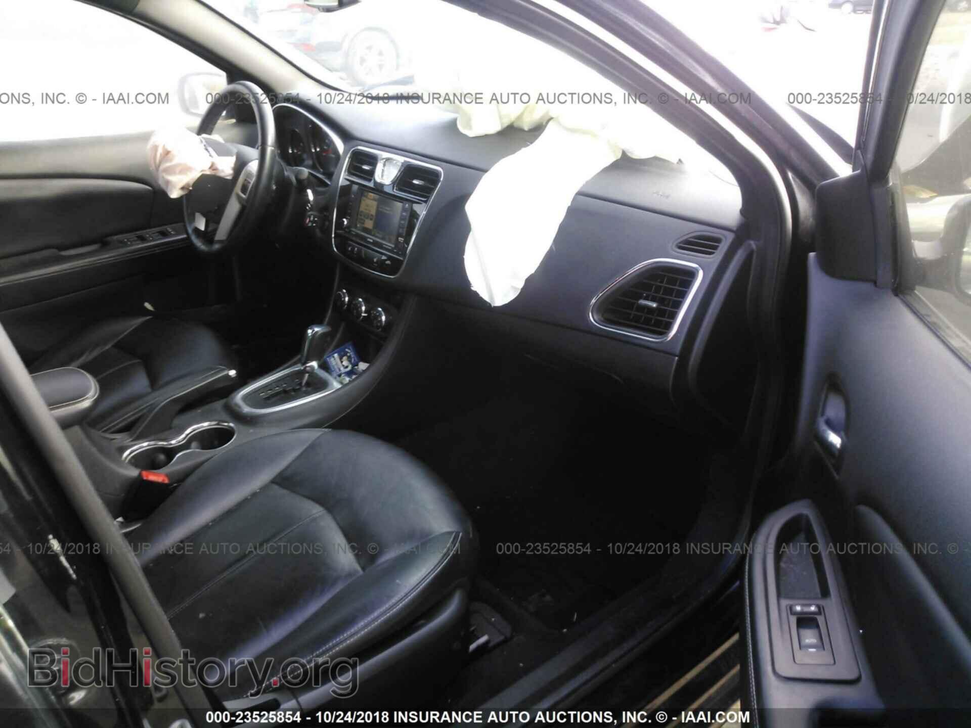 2012 Chrysler 200 - VIN: 1C3CCBCB5CN161176 - Photo 5