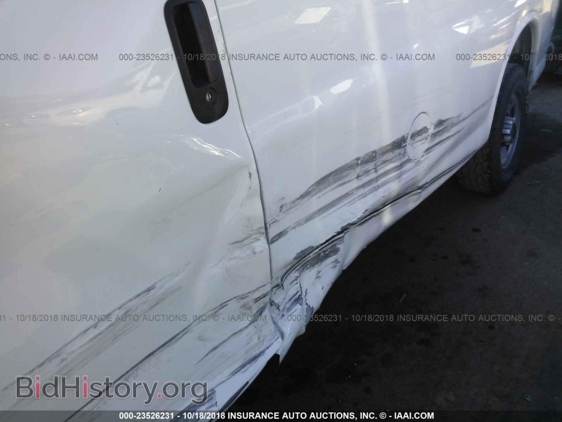 2011 Gmc Savana - VIN: 1GTW7FCA6B1190882 - Photo 6
