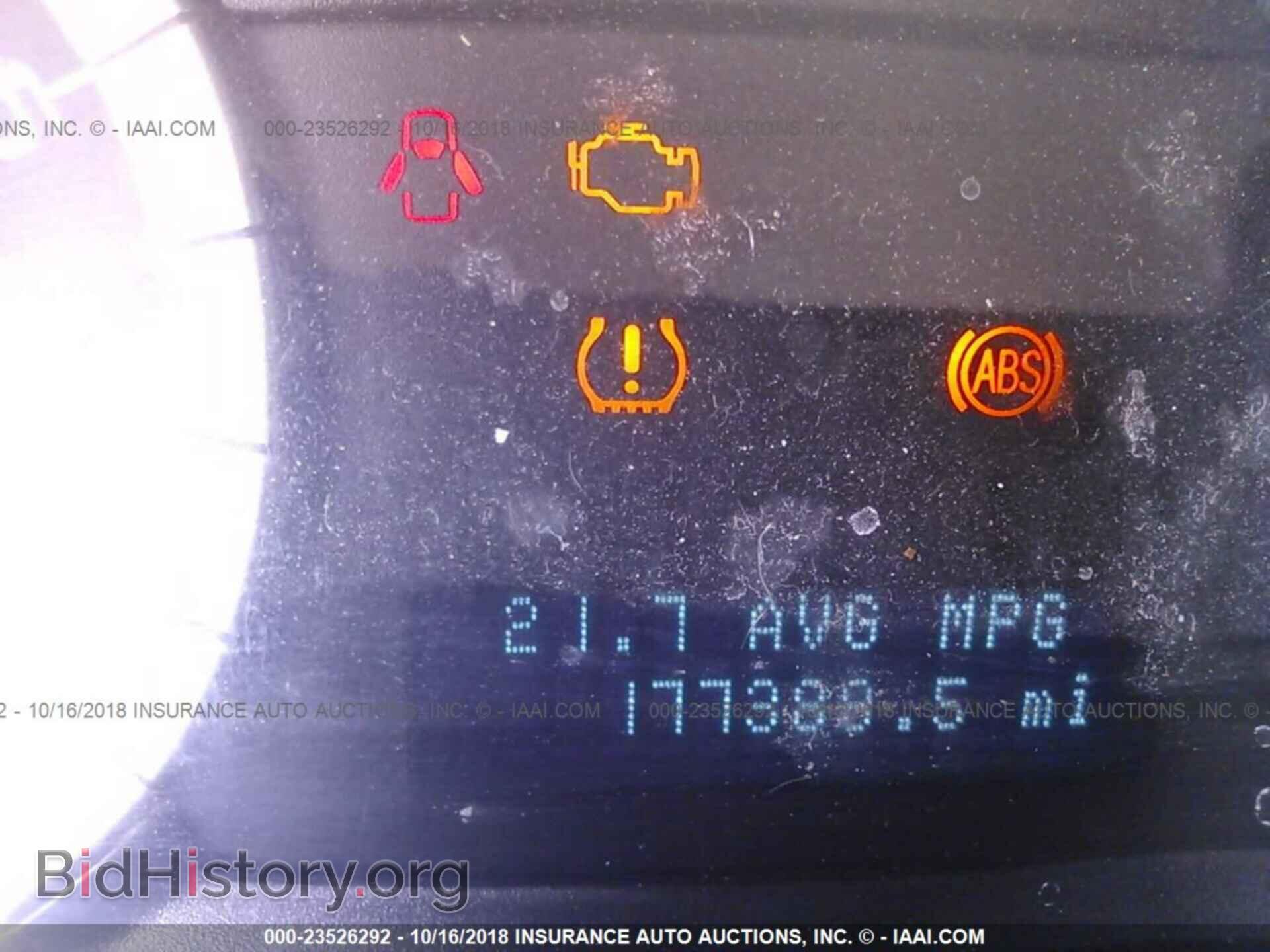 2011 Ford Escape - VIN: 1FMCU0DG0BKB88272 - Photo 7
