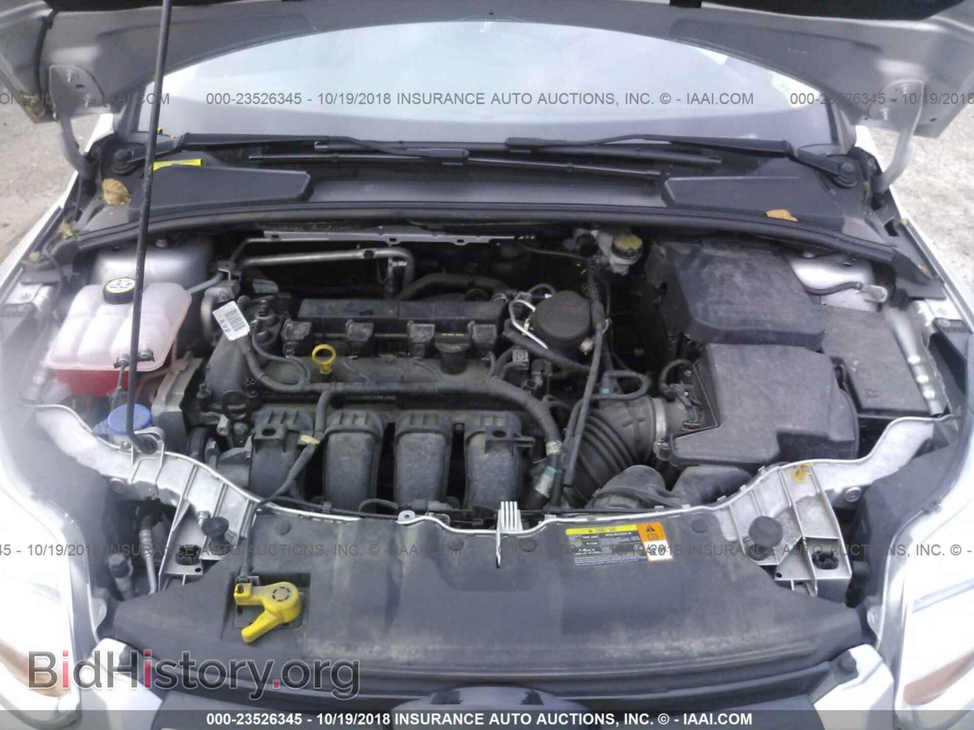 2012 Ford Focus - VIN: 1FAHP3H29CL437557 - Photo 10