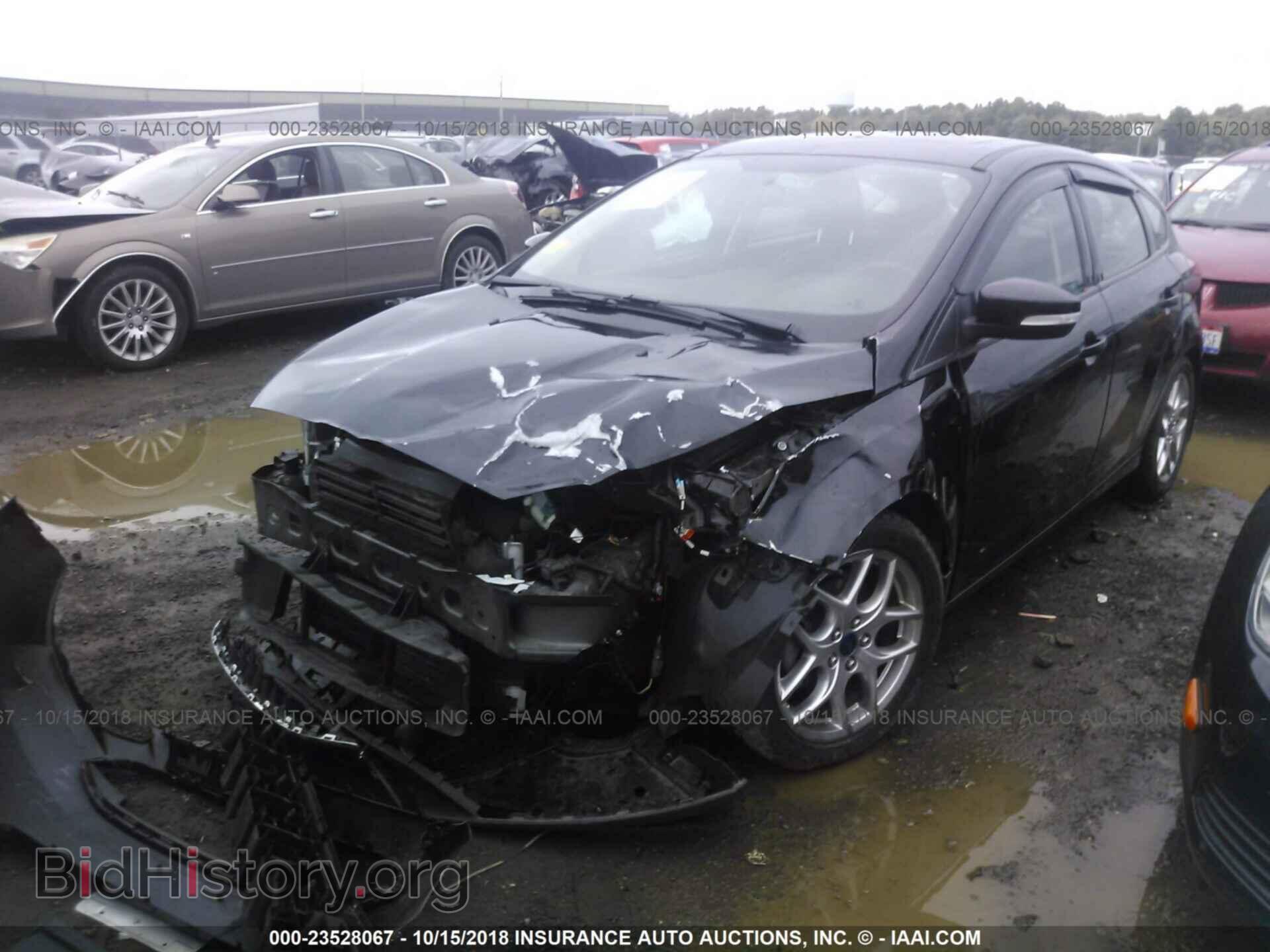 2015 Ford Focus - VIN: 1FADP3K24FL386755 - Фото 2