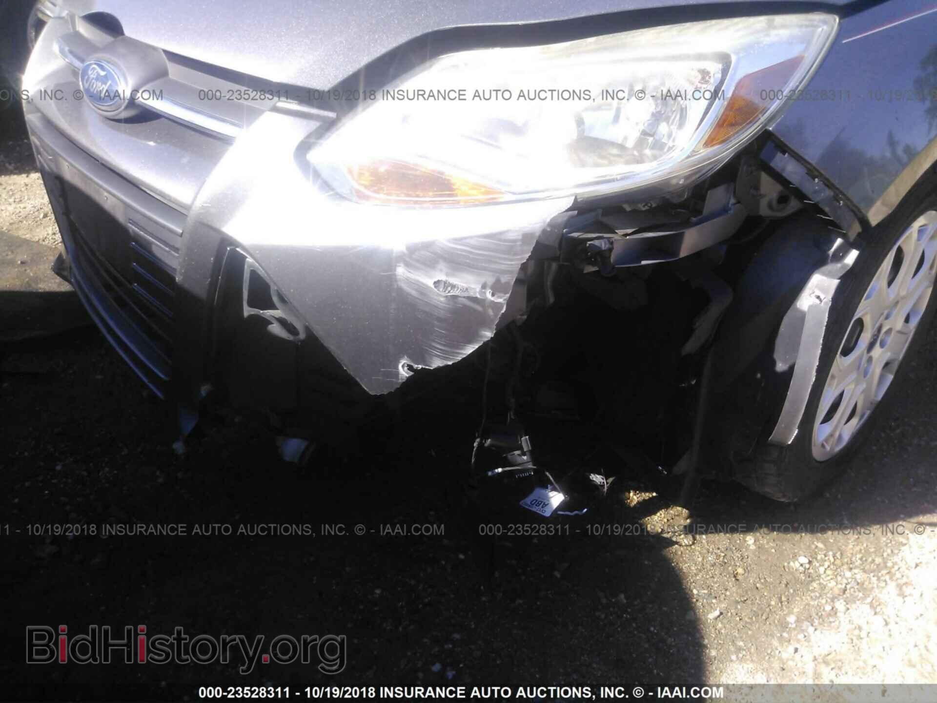 2012 Ford Focus - VIN: 1FAHP3F20CL186656 - Photo 6