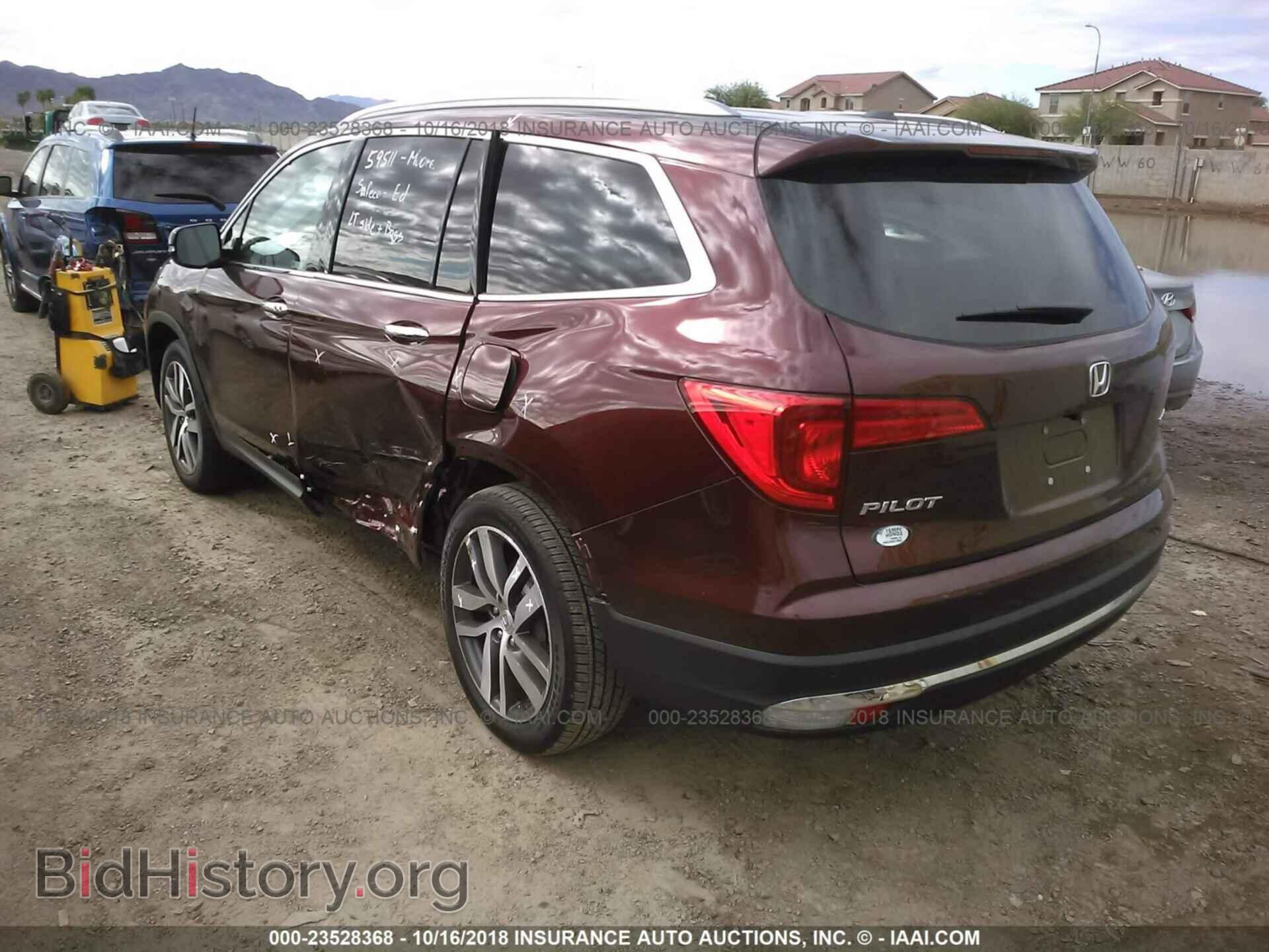 2018 Honda Pilot - VIN: 5FNYF5H95JB025948 - Фото 3