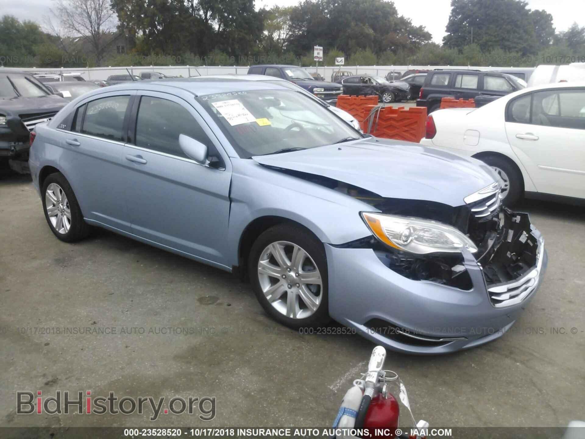 Фотография 1C3CCBBB4CN143527 - Chrysler 200 2012