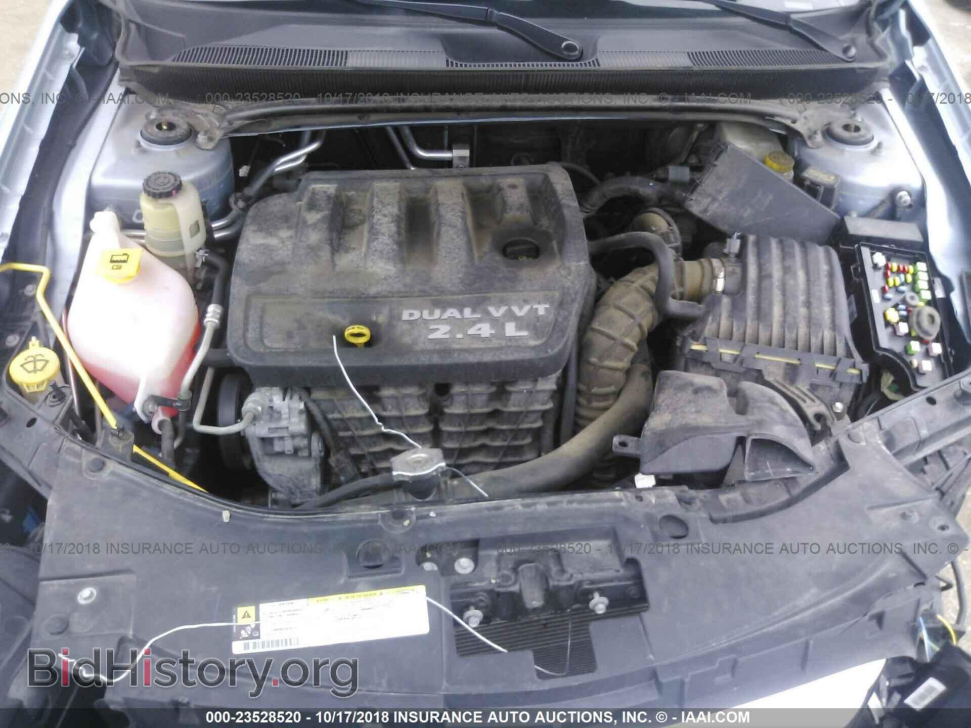 2012 Chrysler 200 - VIN: 1C3CCBBB4CN143527 - Фото 10