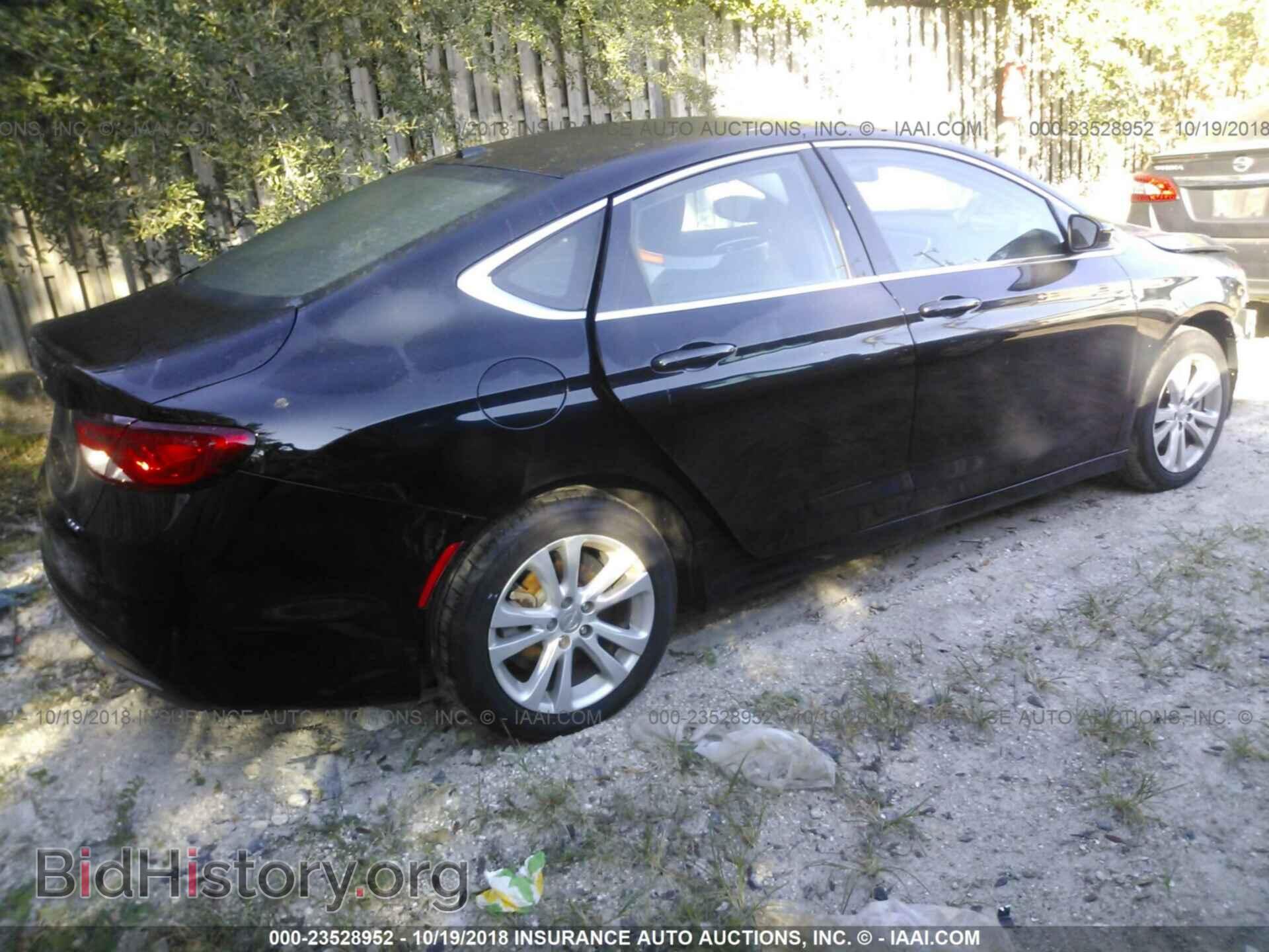 2016 Chrysler 200 - VIN: 1C3CCCAB1GN164509 - Фото 4