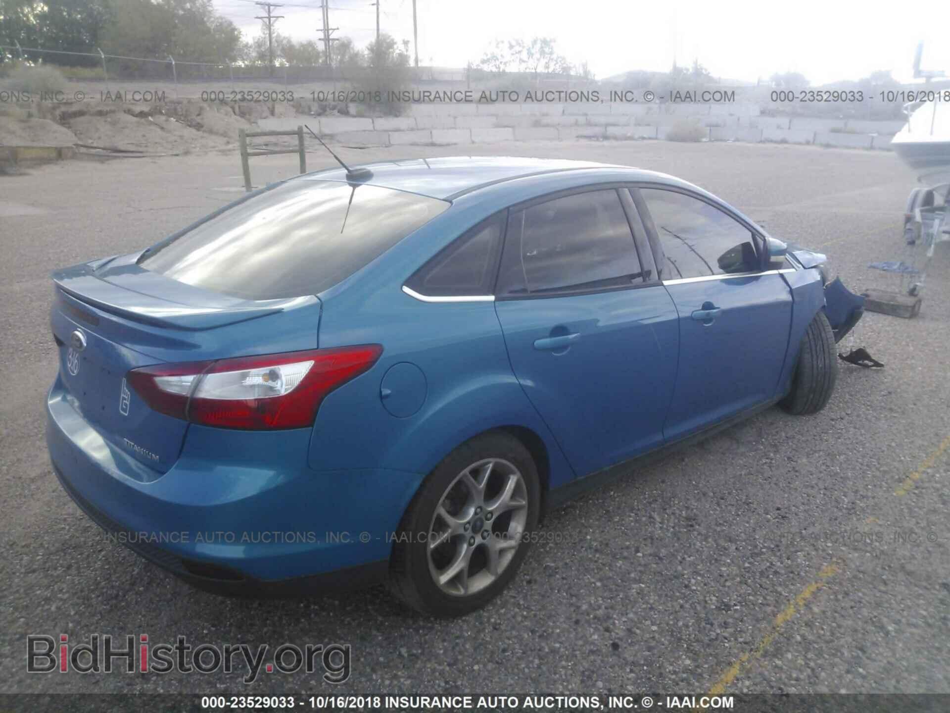 2012 Ford Focus - VIN: 1FAHP3J20CL365139 - Photo 4