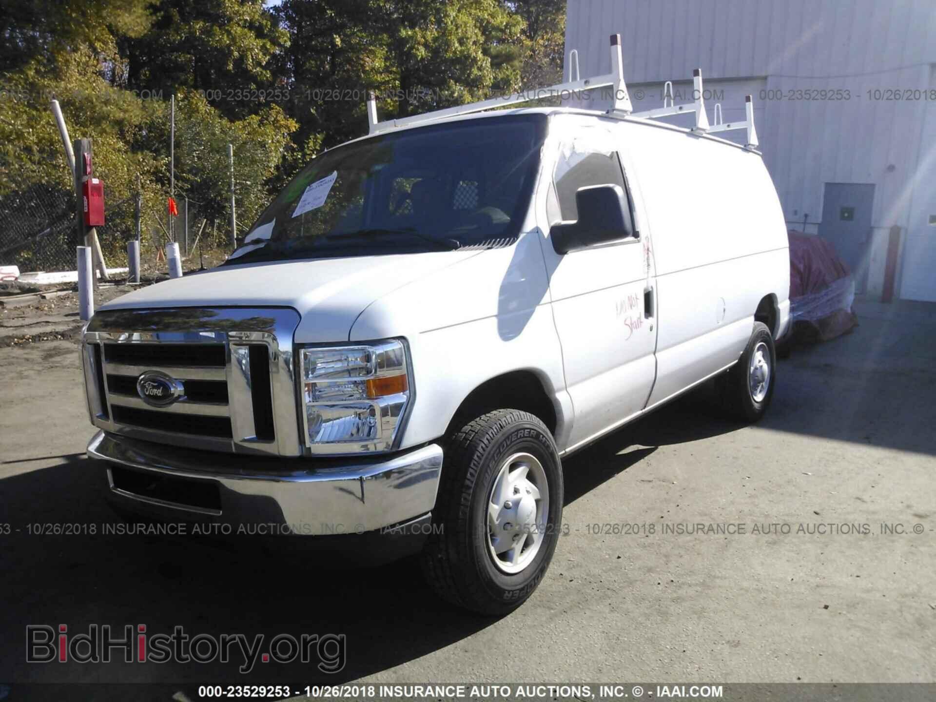 2014 Ford Econoline - VIN: 1FTNE2EL5EDA49314 - Фото 2