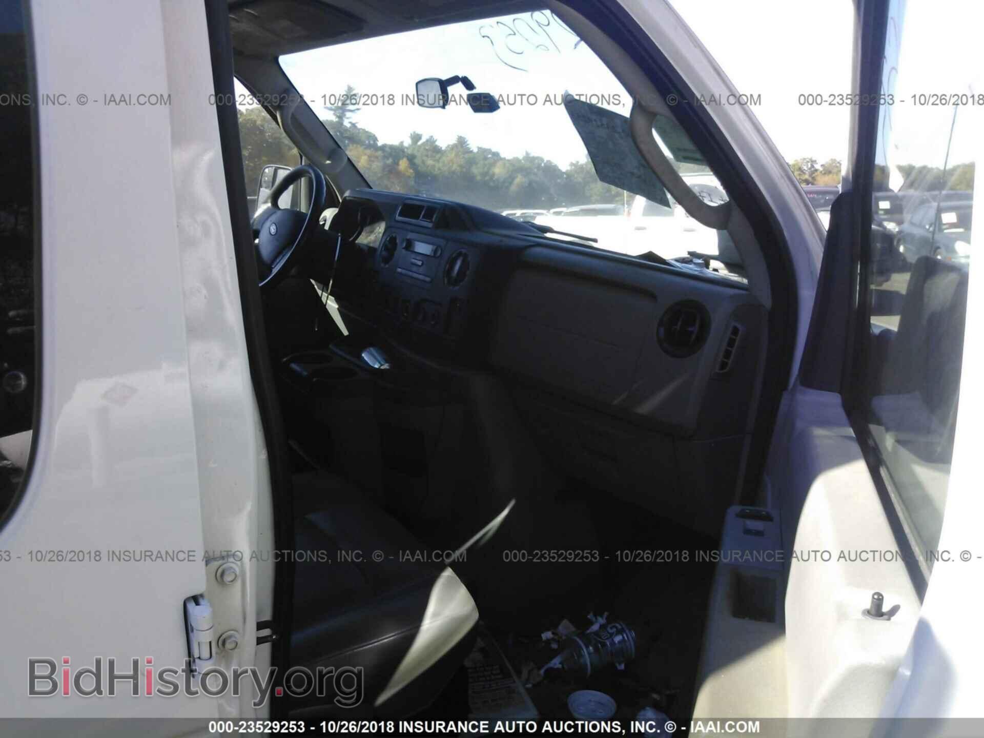 2014 Ford Econoline - VIN: 1FTNE2EL5EDA49314 - Фото 5