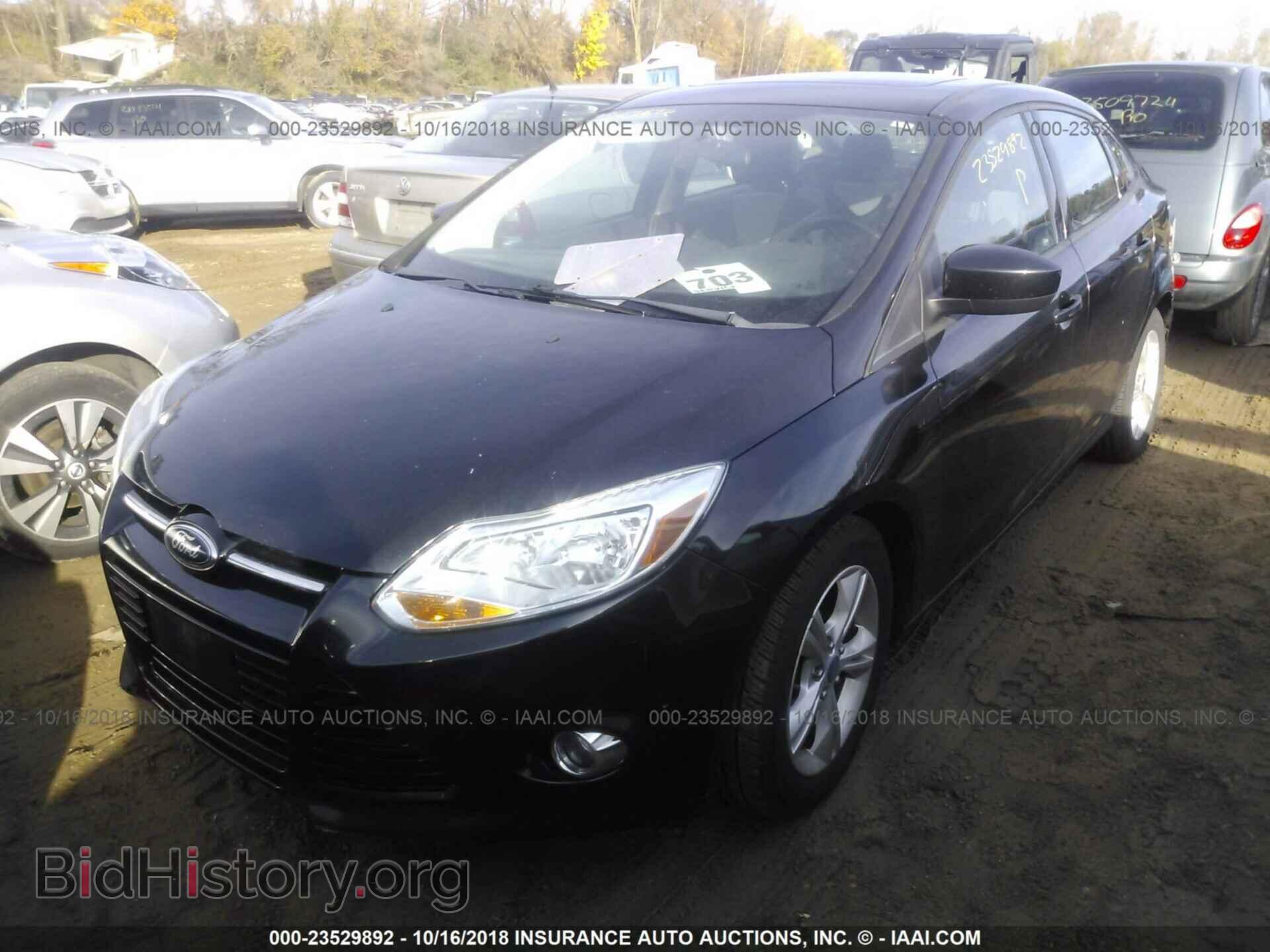 2012 Ford Focus - VIN: 1FAHP3F23CL362339 - Photo 2