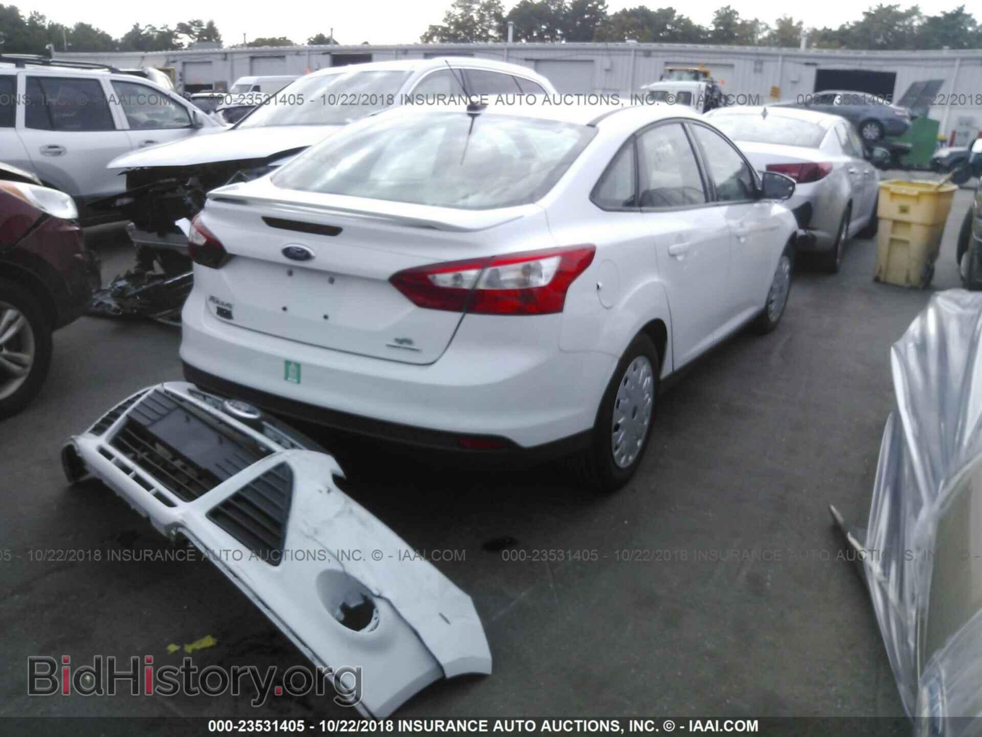 2013 Ford Focus - VIN: 1FADP3F28DL103734 - Фото 4