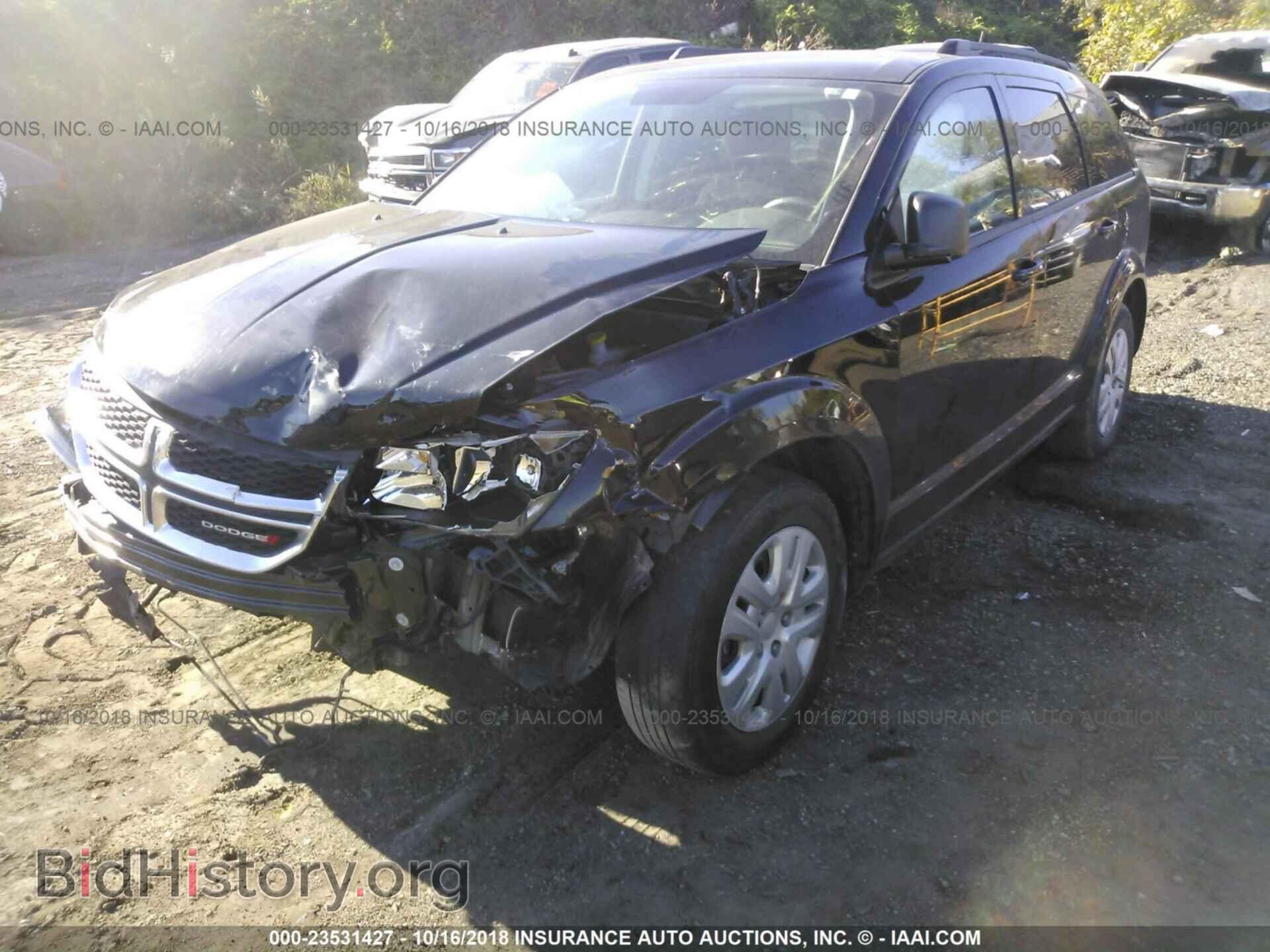 2018 Dodge Journey - VIN: 3C4PDCAB3JT345645 - Фото 2