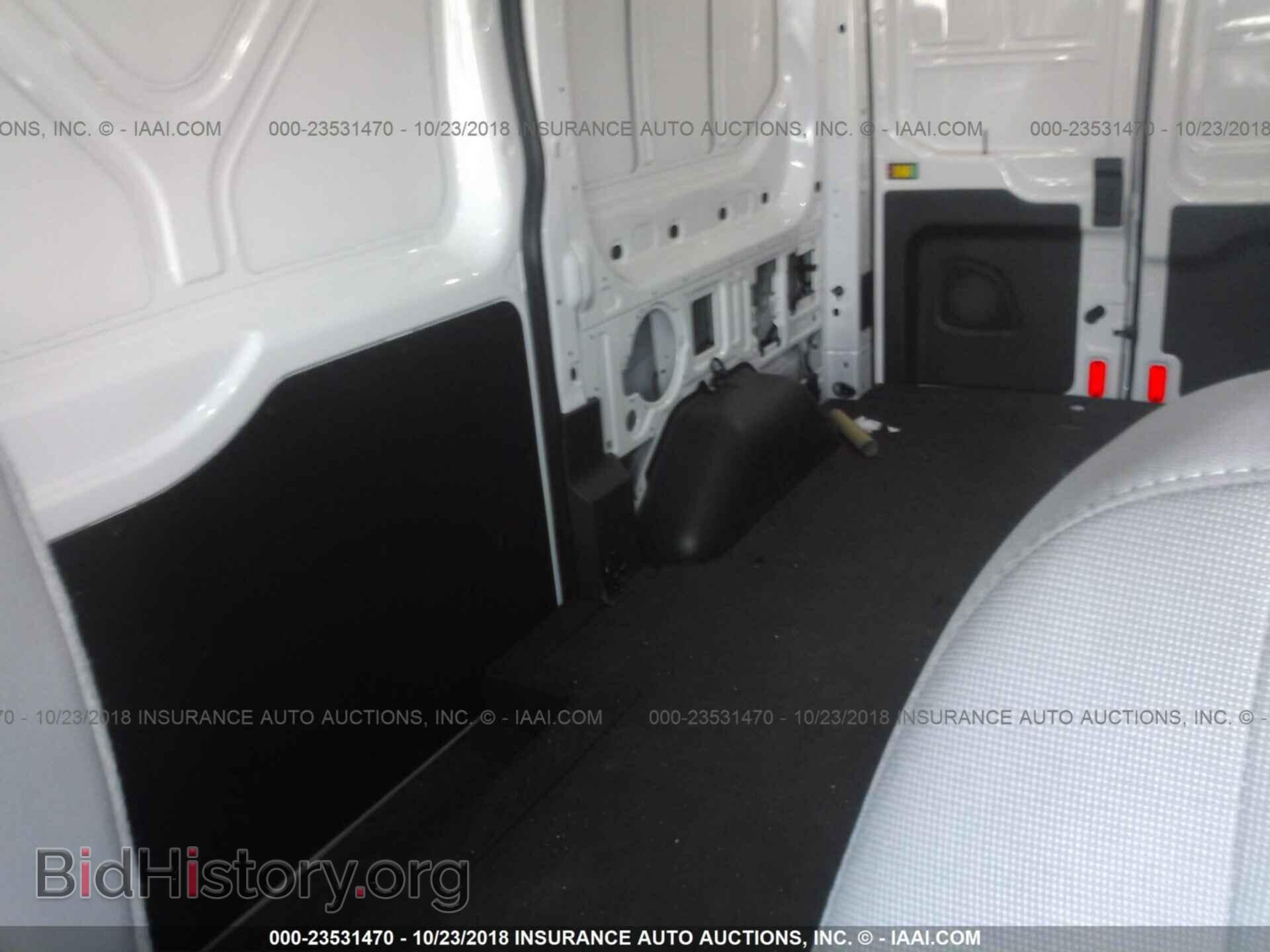 2018 Ford Transit - VIN: 1FTYR1CG0JKA26000 - Фото 8