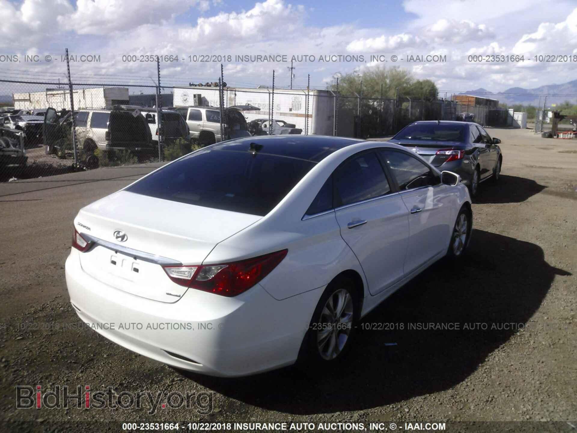 2012 Hyundai Sonata - VIN: 5NPEC4AC8CH455859 - Photo 4
