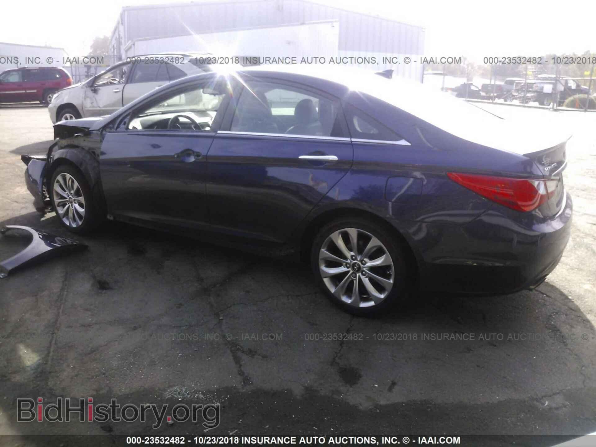 2012 Hyundai Sonata - VIN: 5NPEC4AC5CH429137 - Фото 3