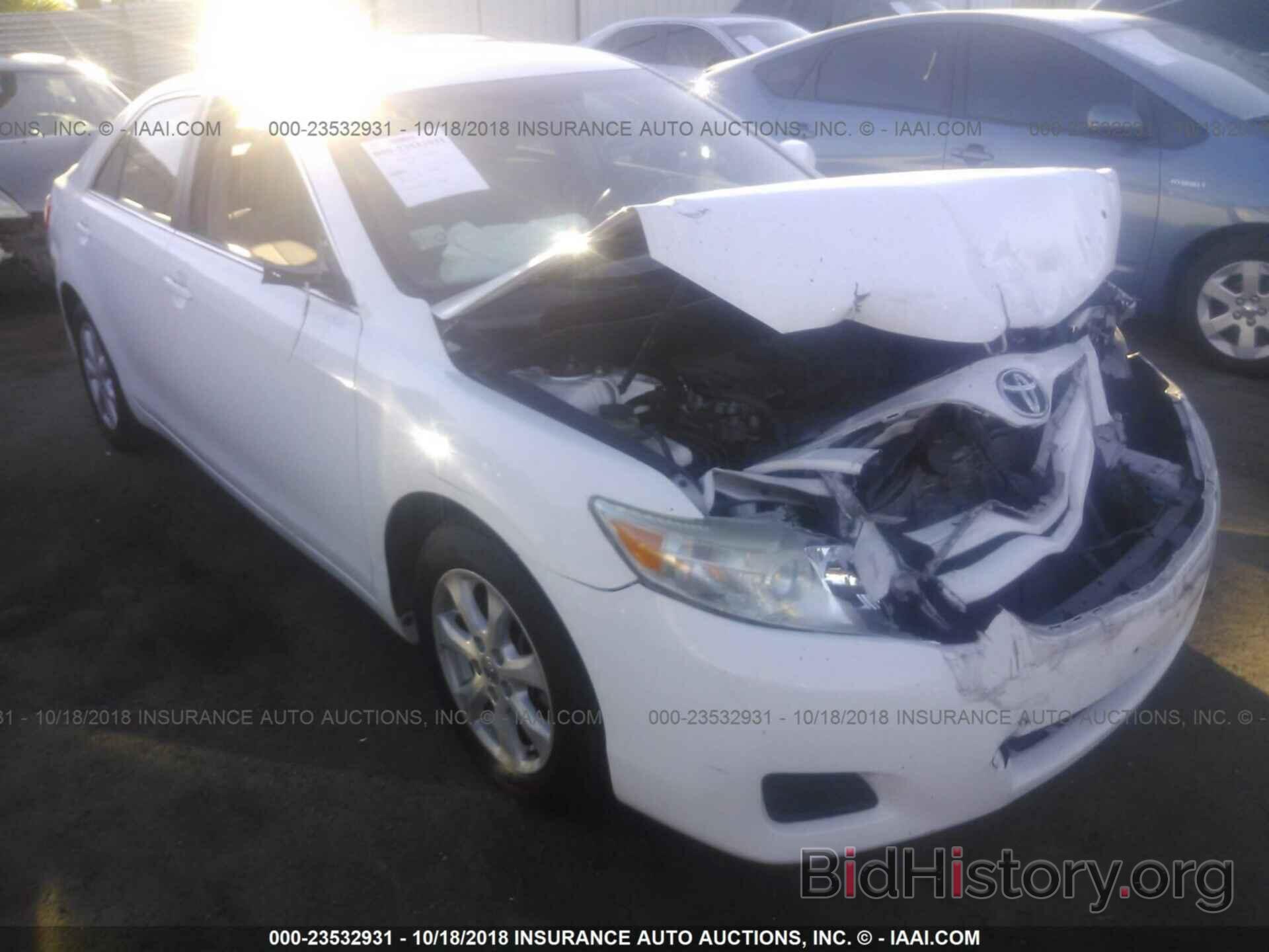 Photo 4T4BF3EK9BR151354 - TOYOTA CAMRY 2011