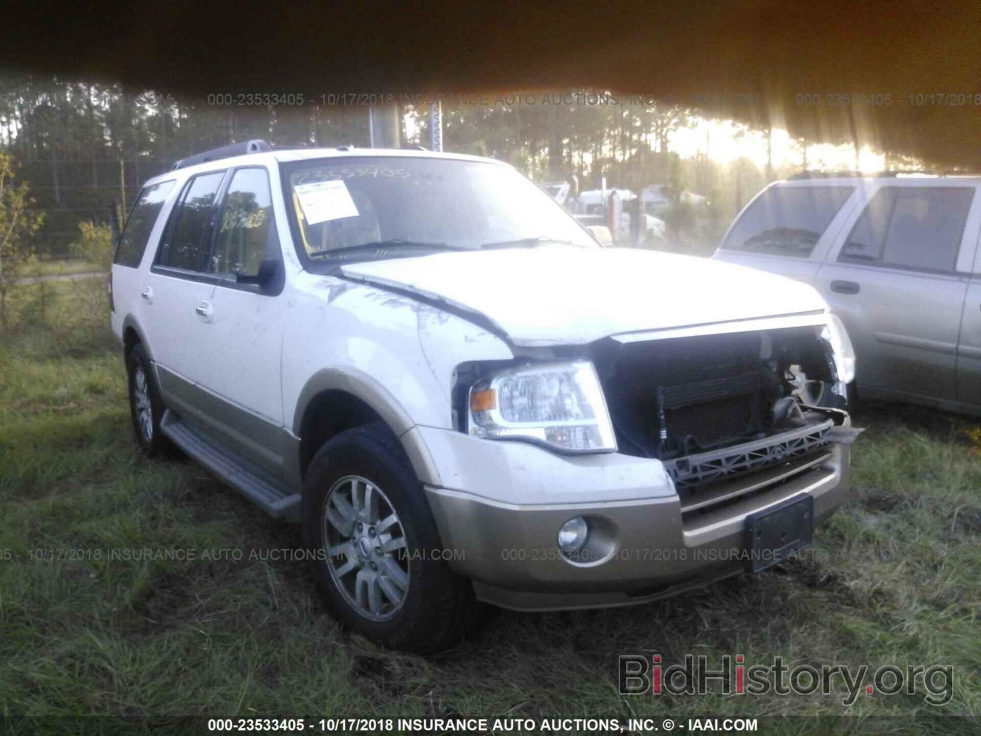 Photo 1FMJU1H58BEF38607 - Ford Expedition 2011