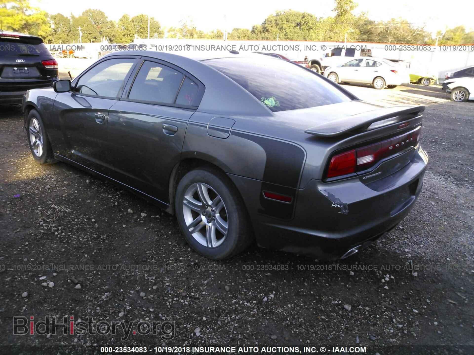 2011 Dodge Charger - VIN: 2B3CL3CG2BH591186 - Фото 3