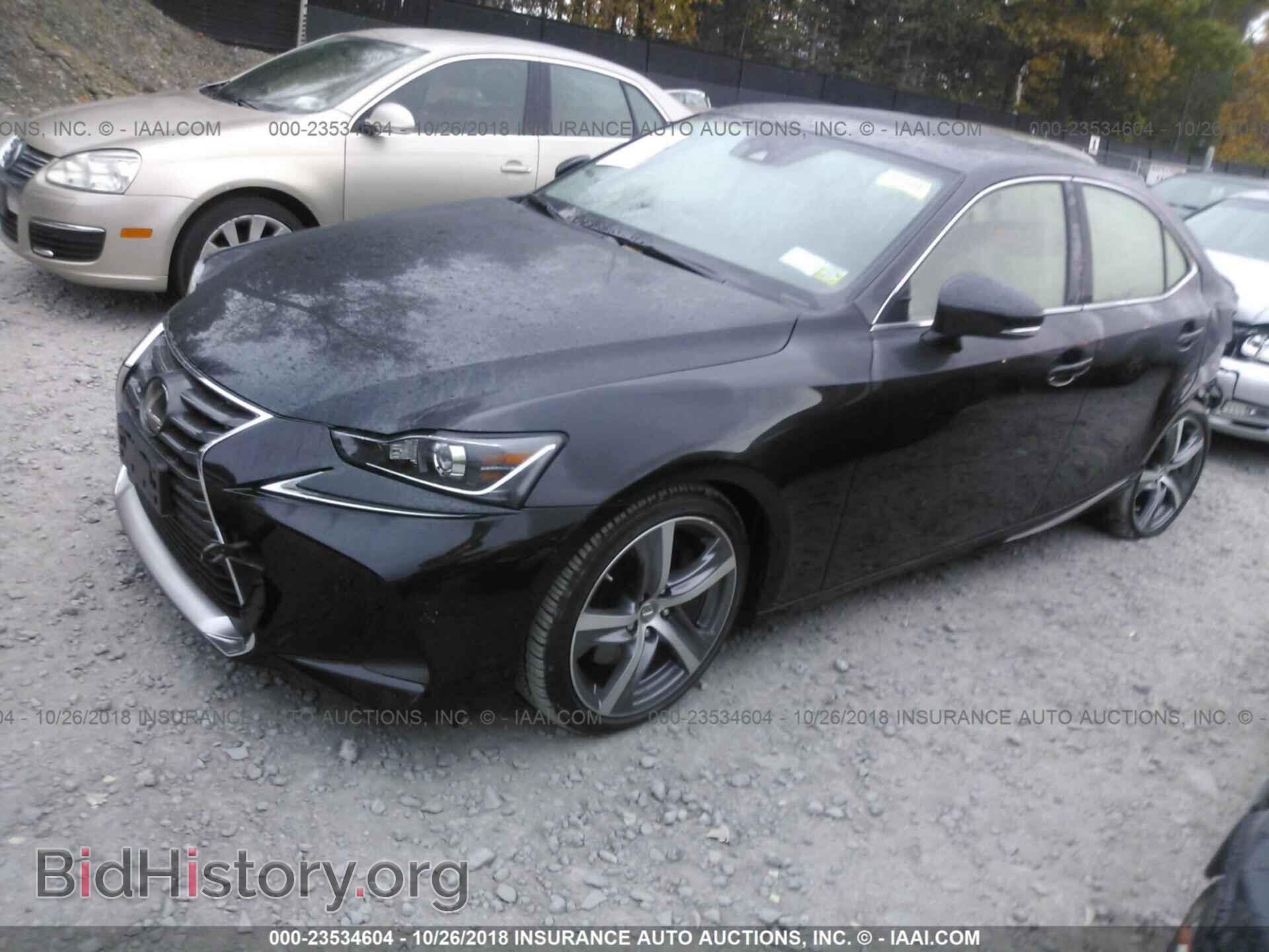 2018 Lexus Is - VIN: JTHC81D27J5029392 - Фото 2