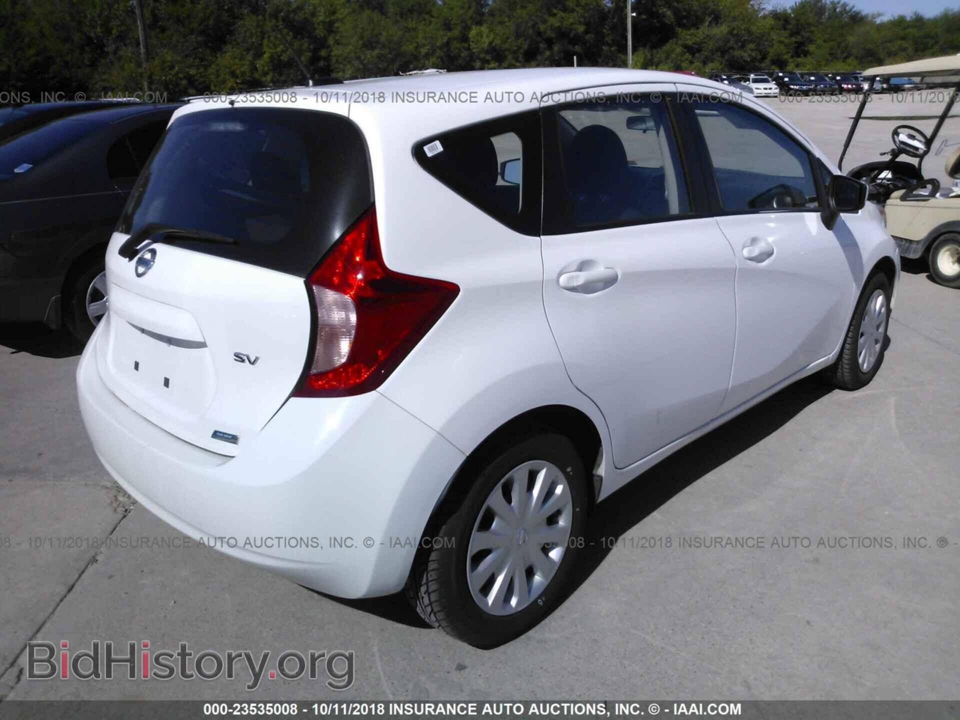 2016 Nissan Versa note - VIN: 3N1CE2CP3GL362116 - Photo 4