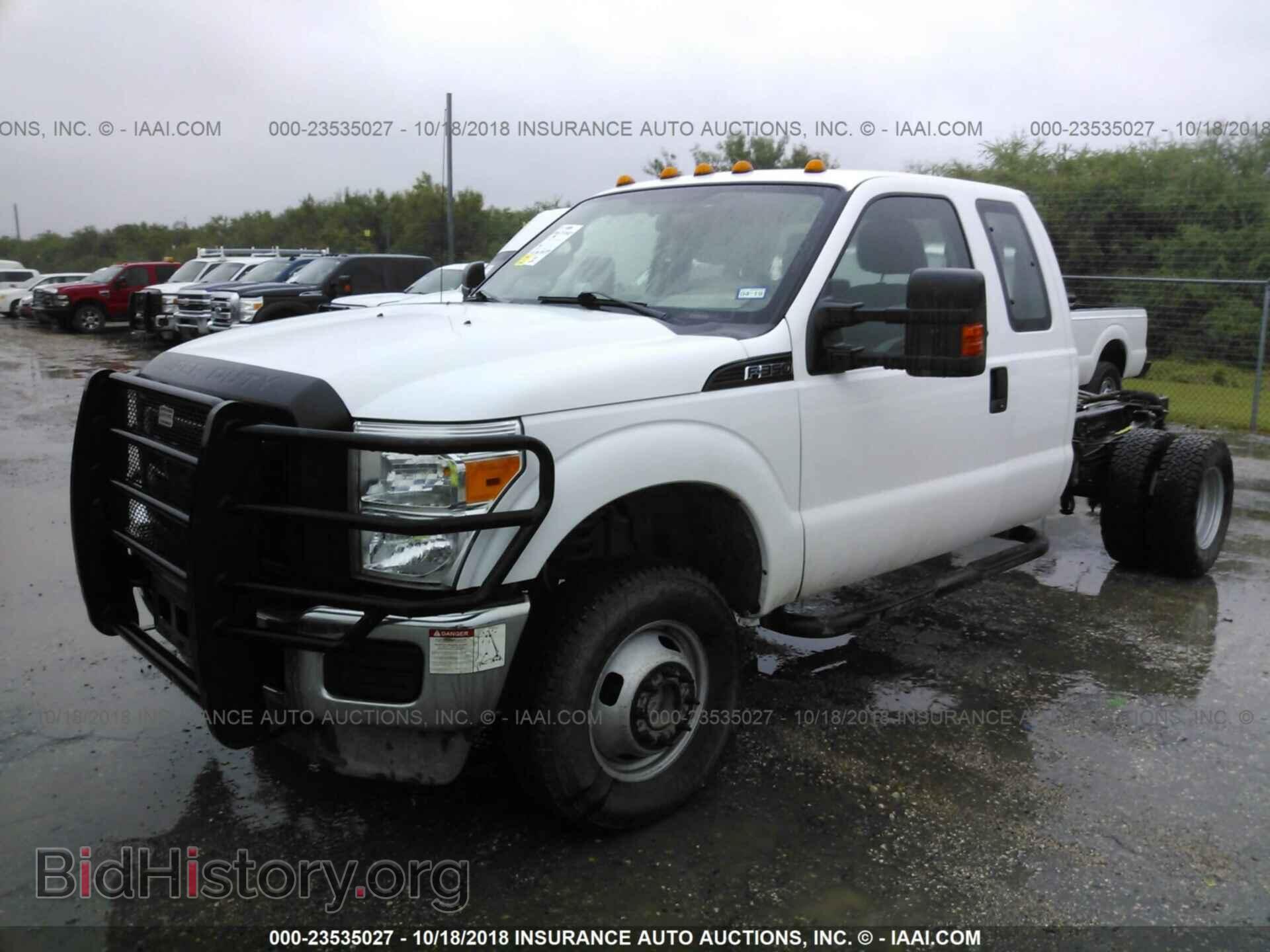 2012 Ford F350 - VIN: 1FD8X3H65CEA15900 - Фото 2