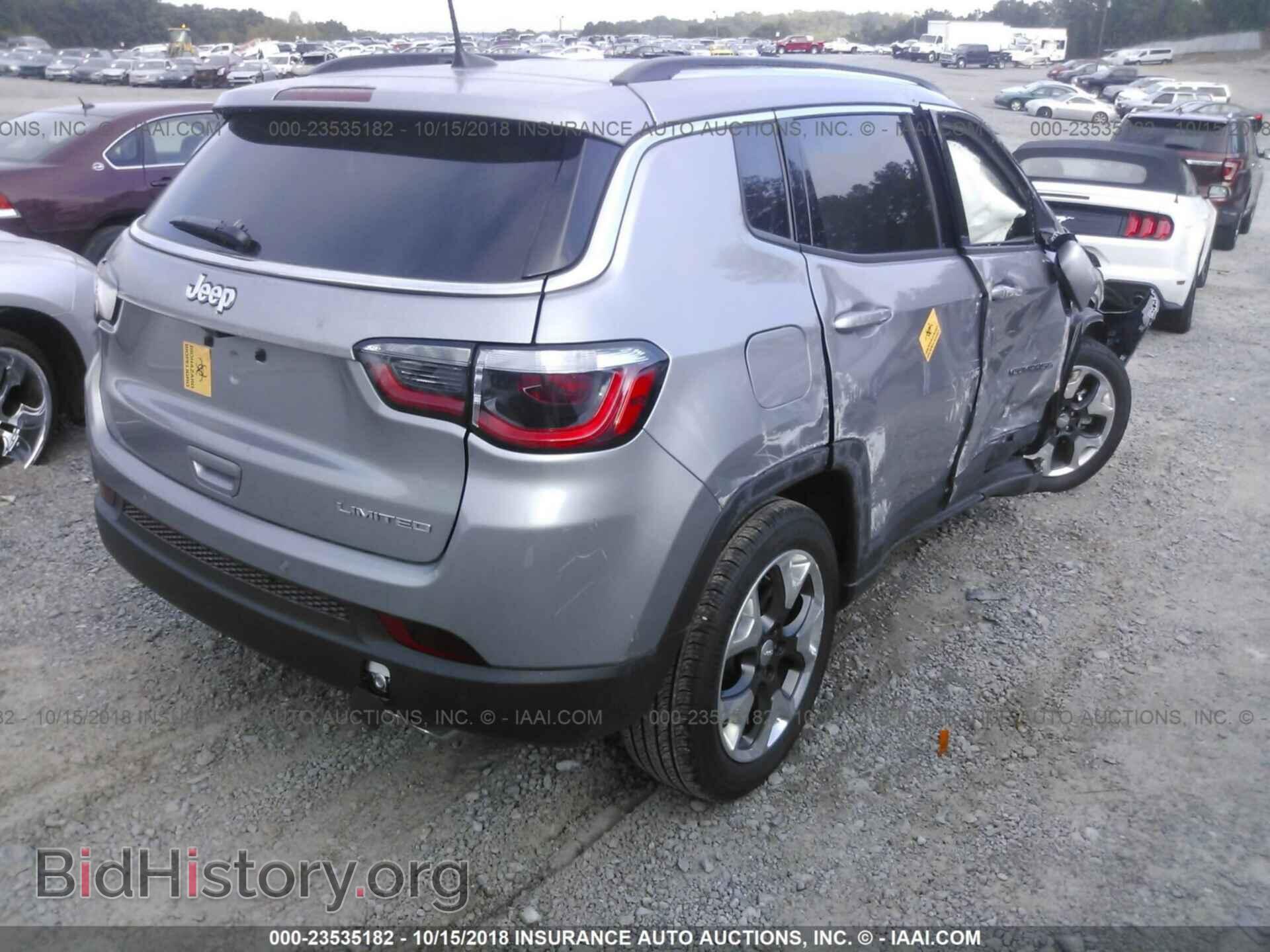 2018 Jeep Compass - VIN: 3C4NJCCB3JT406750 - Фото 4