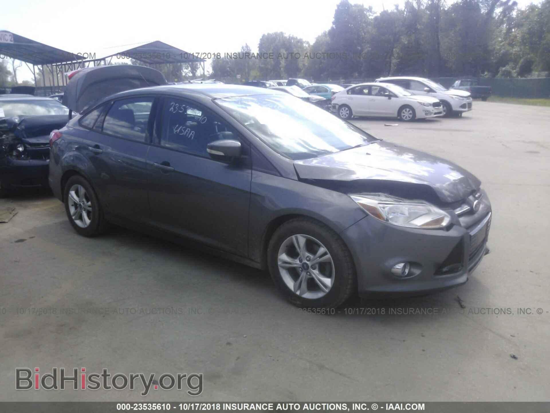 Photo 1FAHP3F26CL277303 - Ford Focus 2012