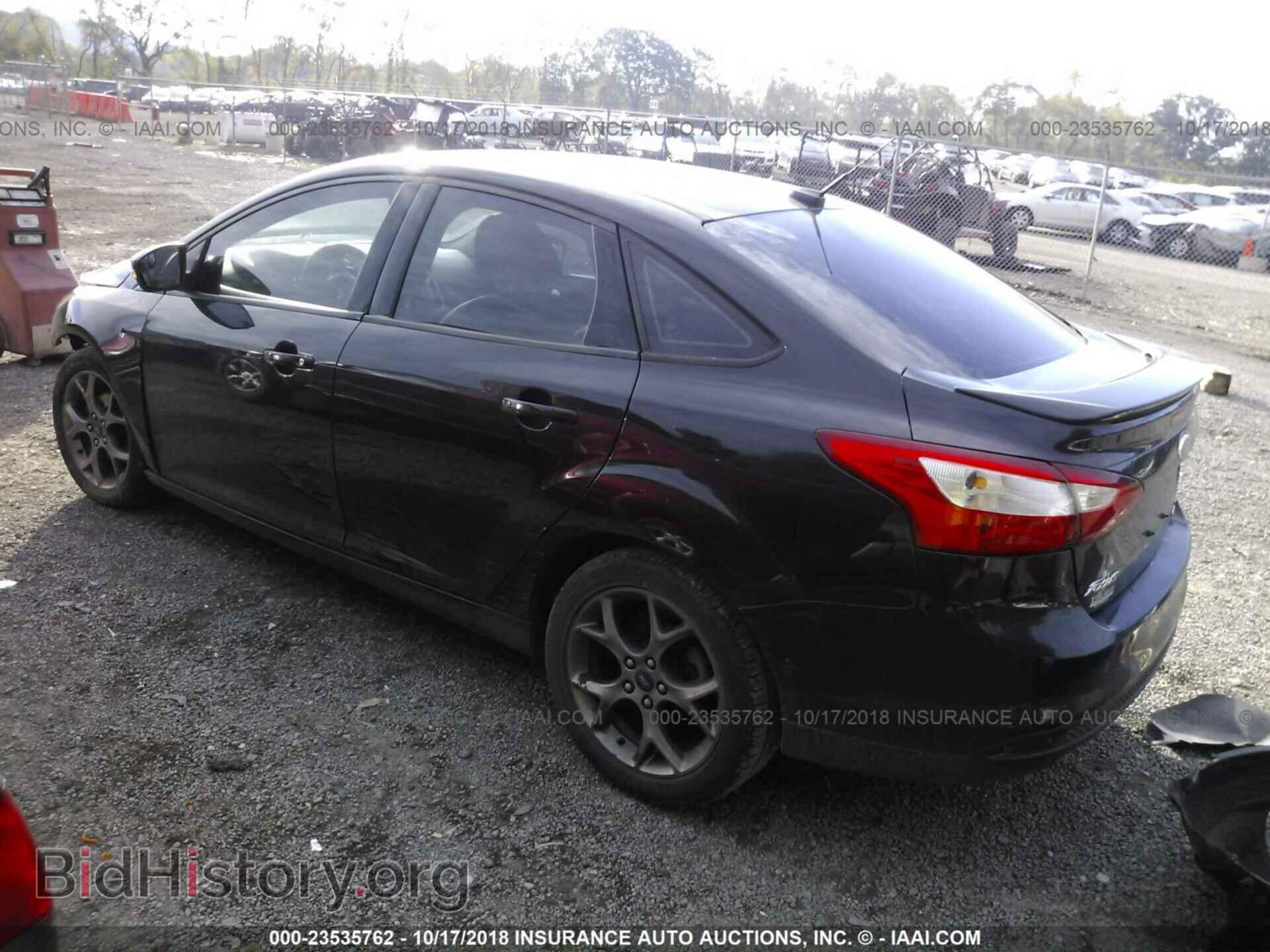 2013 Ford Focus - VIN: 1FADP3F24DL143275 - Фото 3