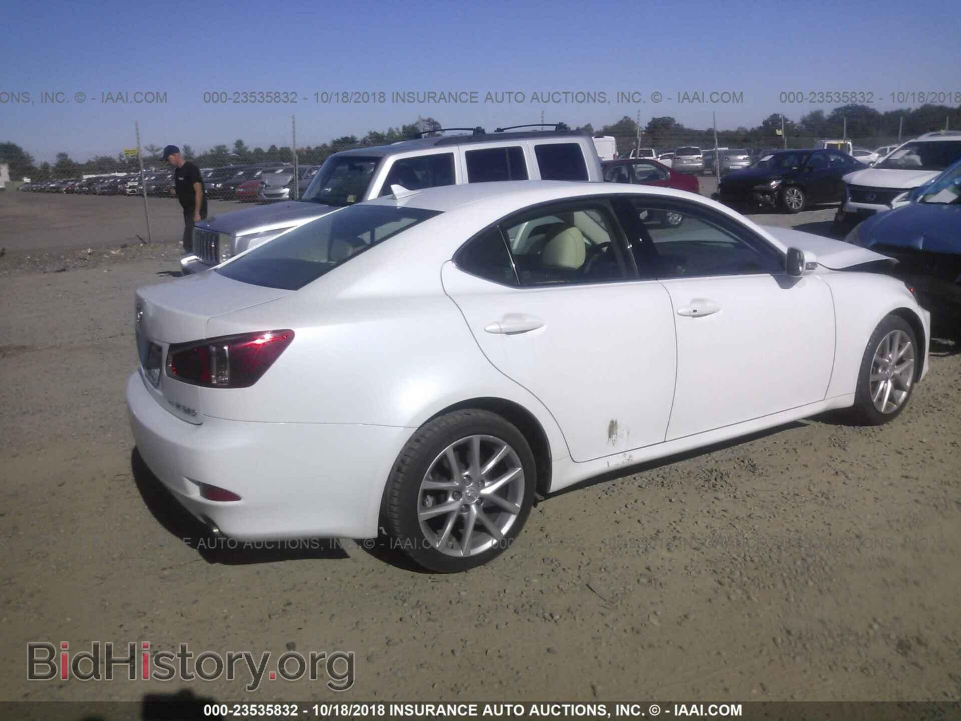 2011 LEXUS IS - VIN: JTHCF5C21B5050691 - Photo 4