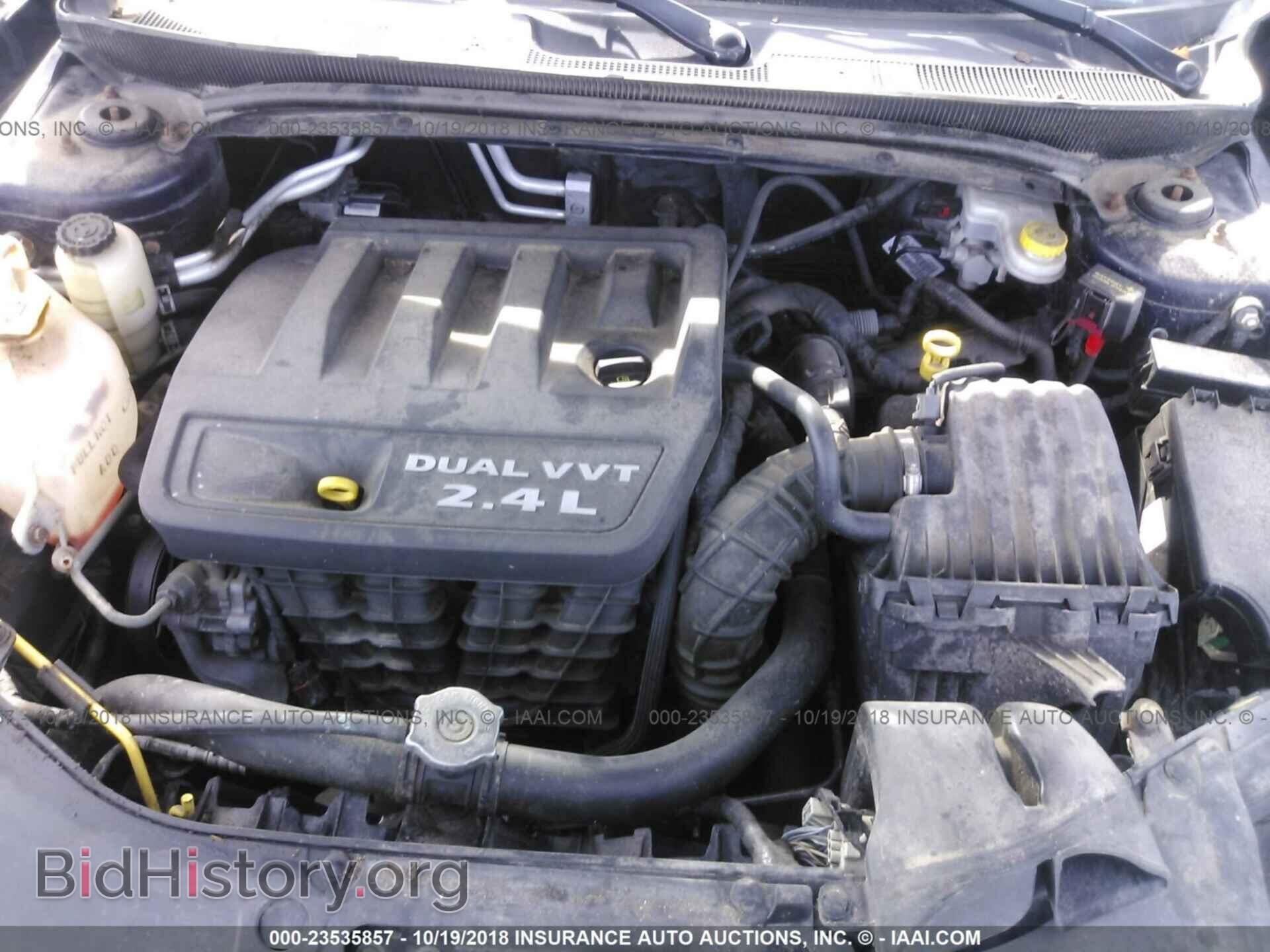 2013 Chrysler 200 - VIN: 1C3CCBAB7DN685725 - Photo 10