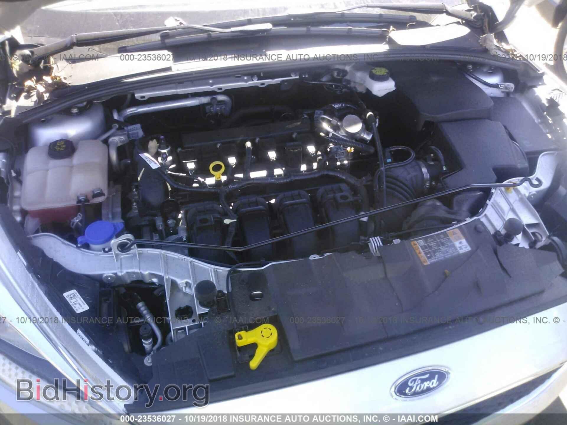 2018 Ford Focus - VIN: 1FADP3F23JL279716 - Фото 10