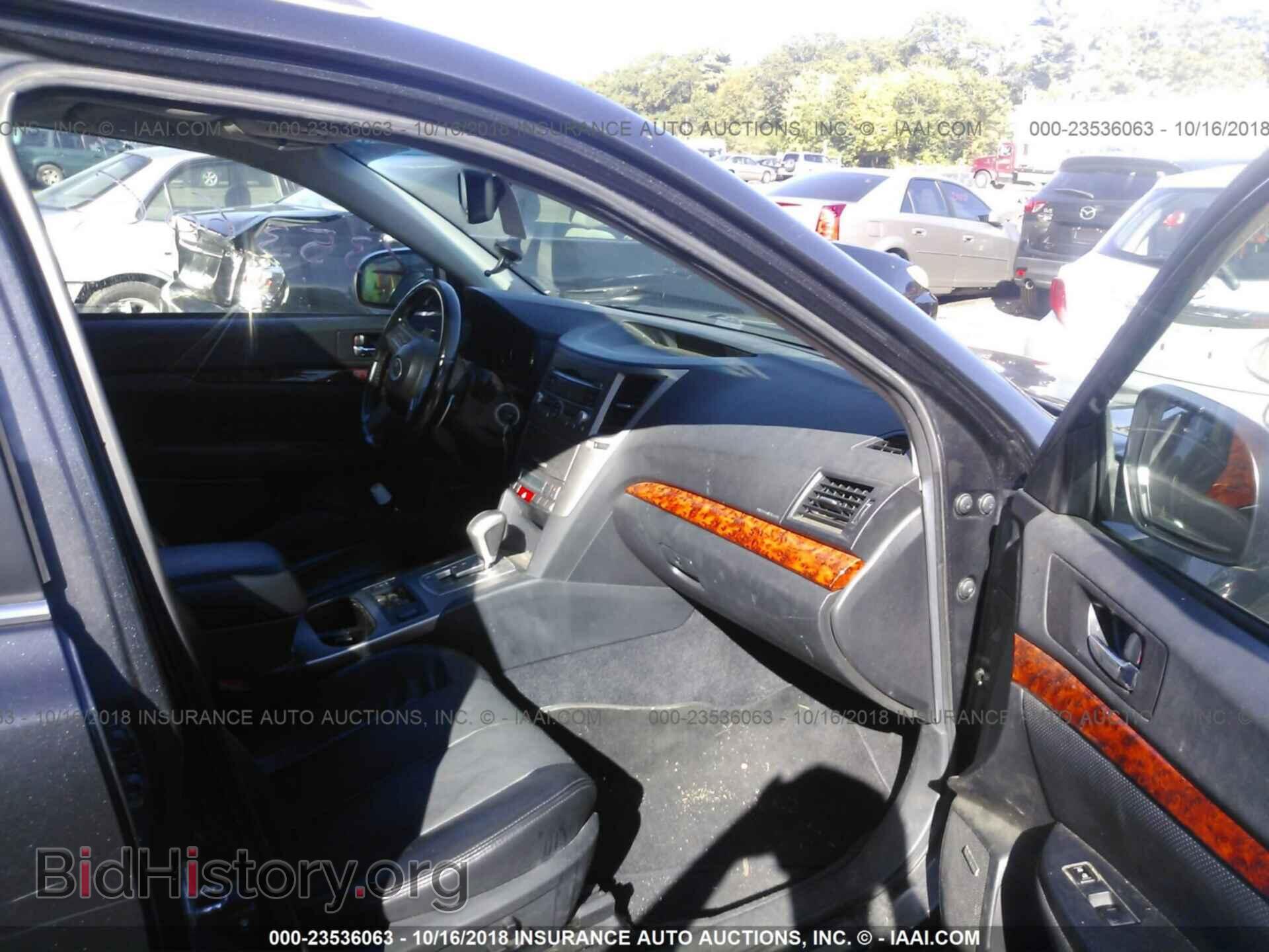 2011 Subaru Outback - VIN: 4S4BRBKCXB3362500 - Фото 5