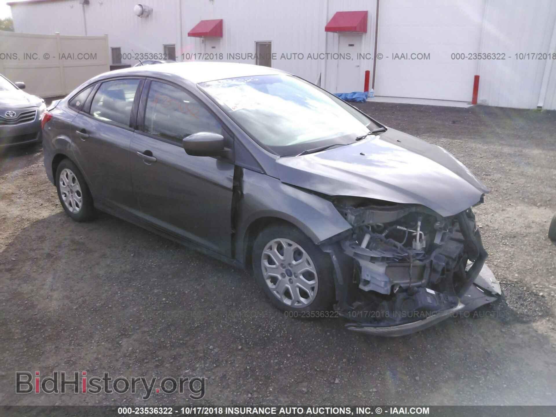 Photo 1FAHP3F28CL312102 - FORD FOCUS 2012