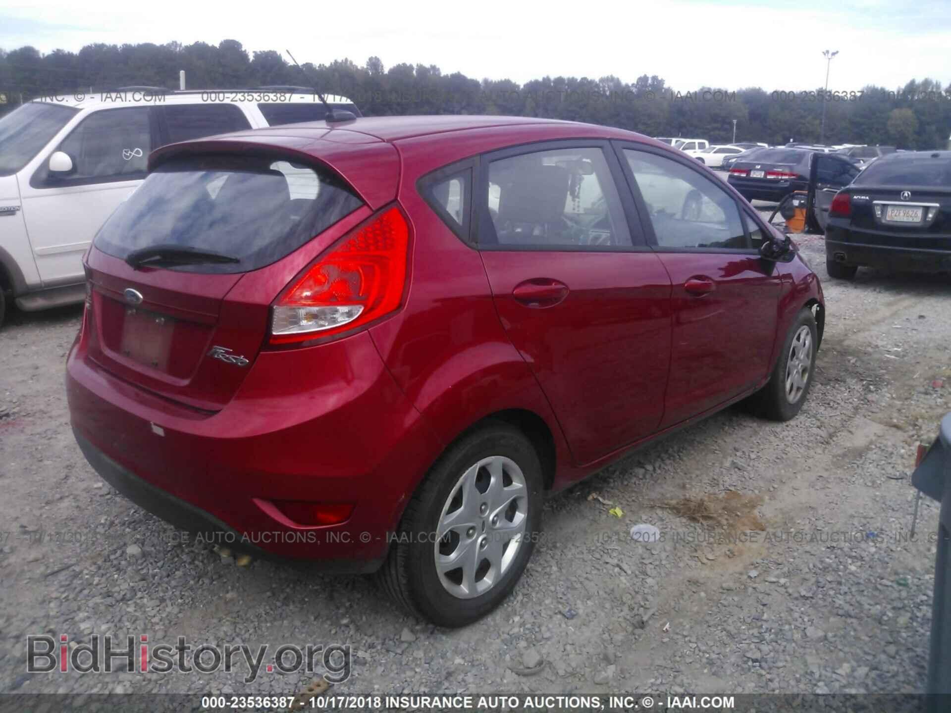 2012 Ford Fiesta - VIN: 3FADP4EJ8CM149303 - Photo 4